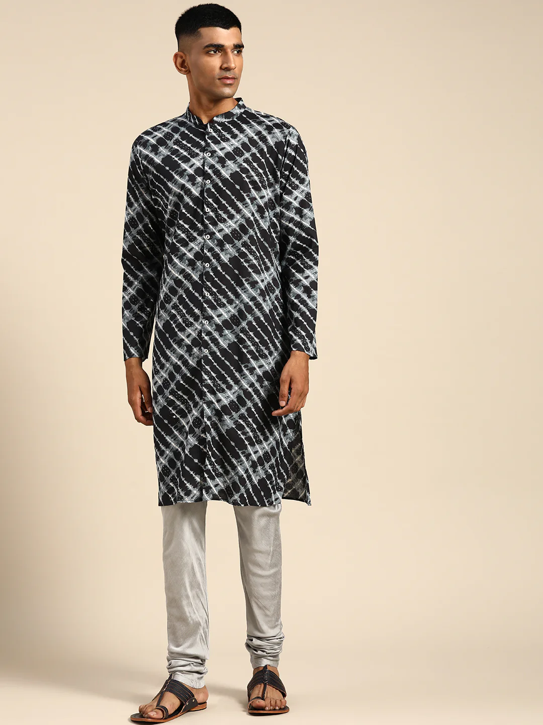 Kisah Men Black Kurta Set - Image 6