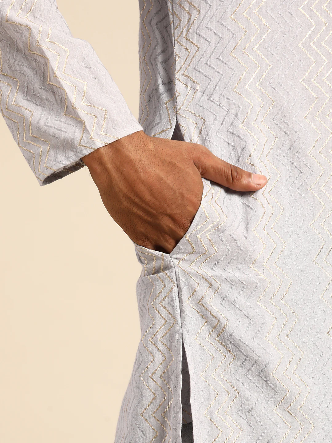 Men Grey Kurta Set - Image 4