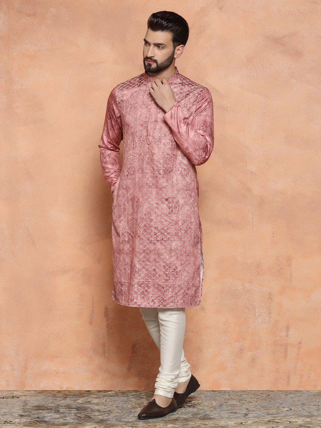 Pink Silk Blend Textured Kurta Churidar - Image 5