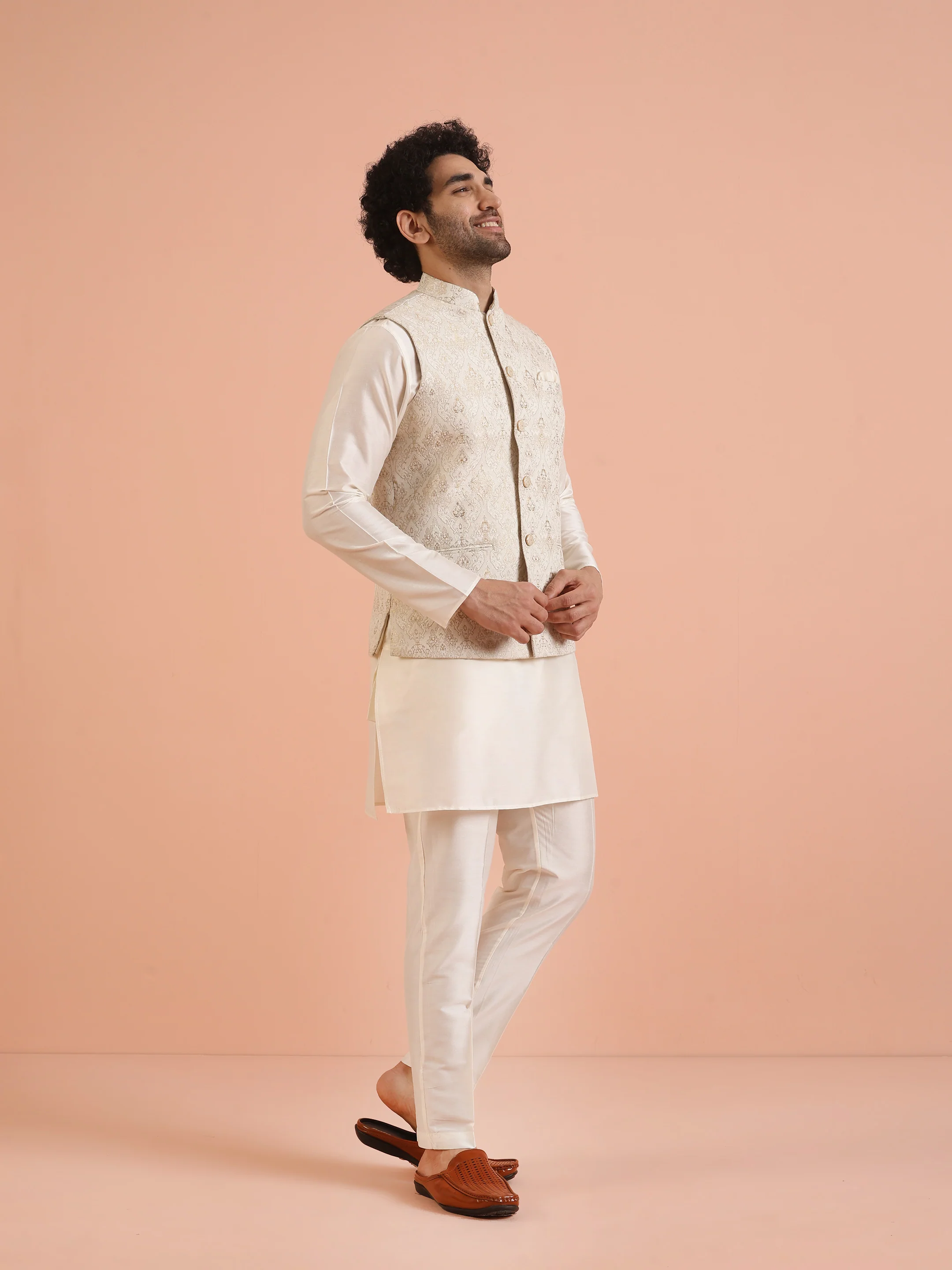 Cream Ethnic Motif Jacket Kurta Trouser Set - Image 2