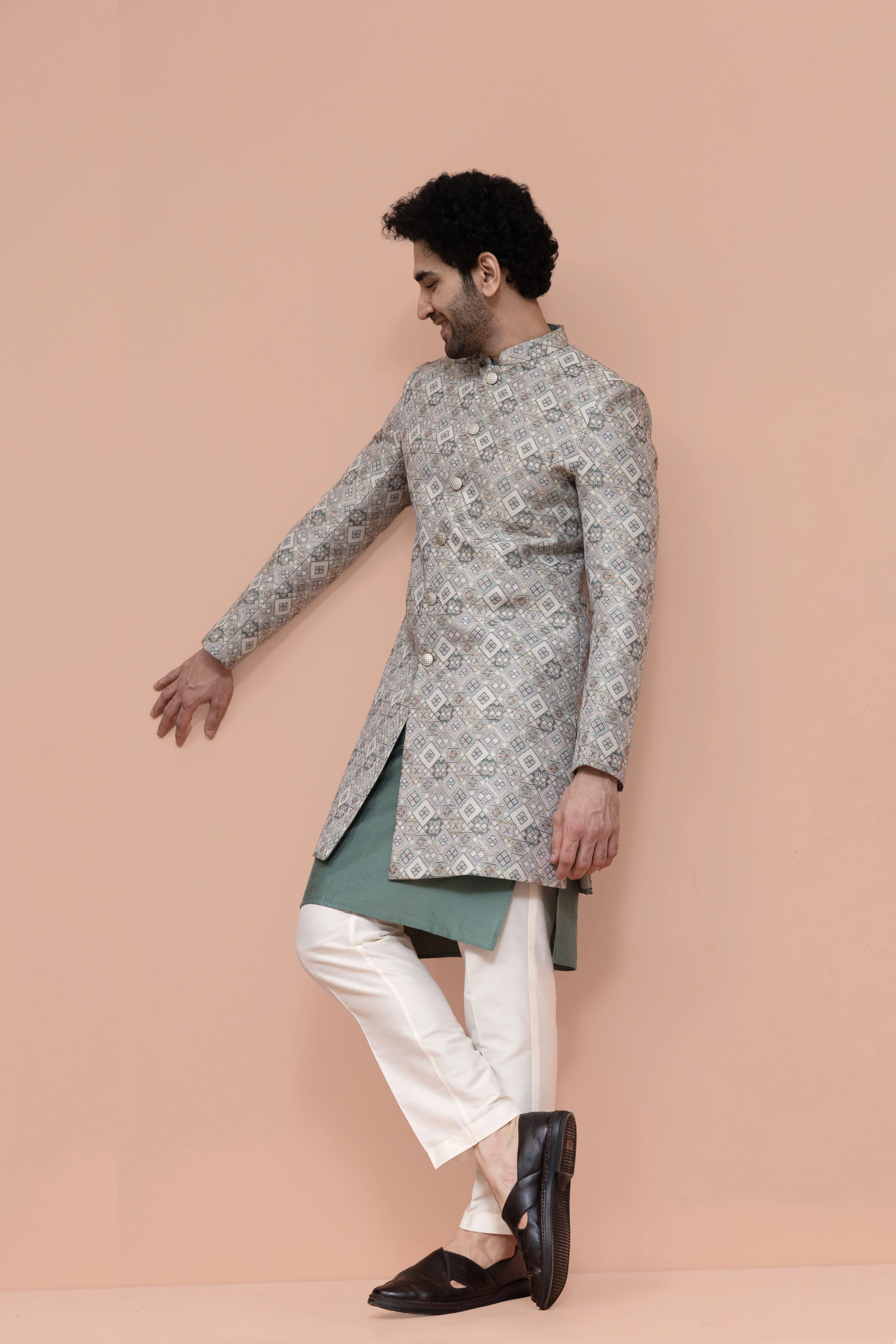 Men Off White Geometric Kurta Indo-western Trouser Set