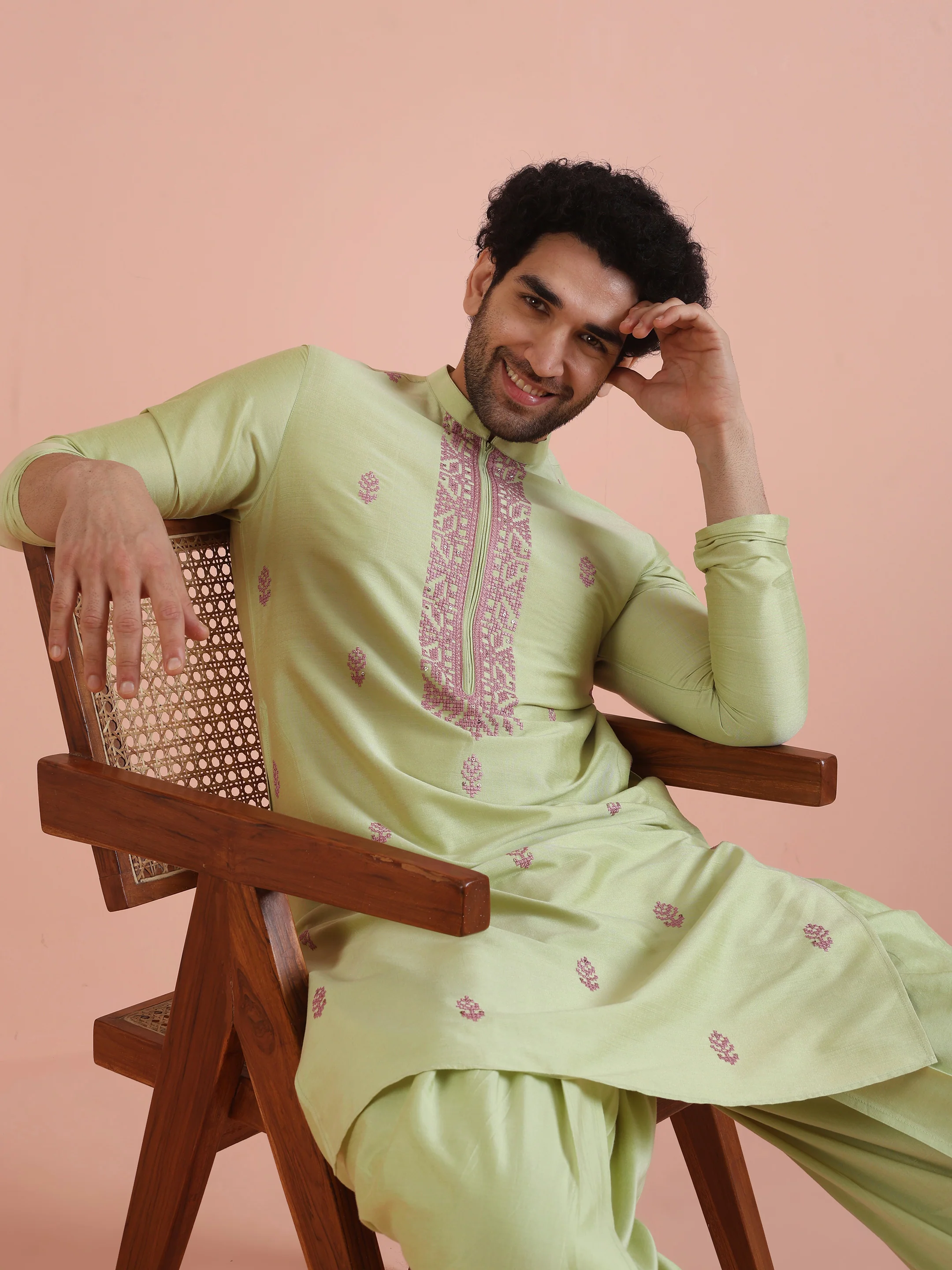 Men Green Embroidered Ethnic Motifs Kurta - Image 6