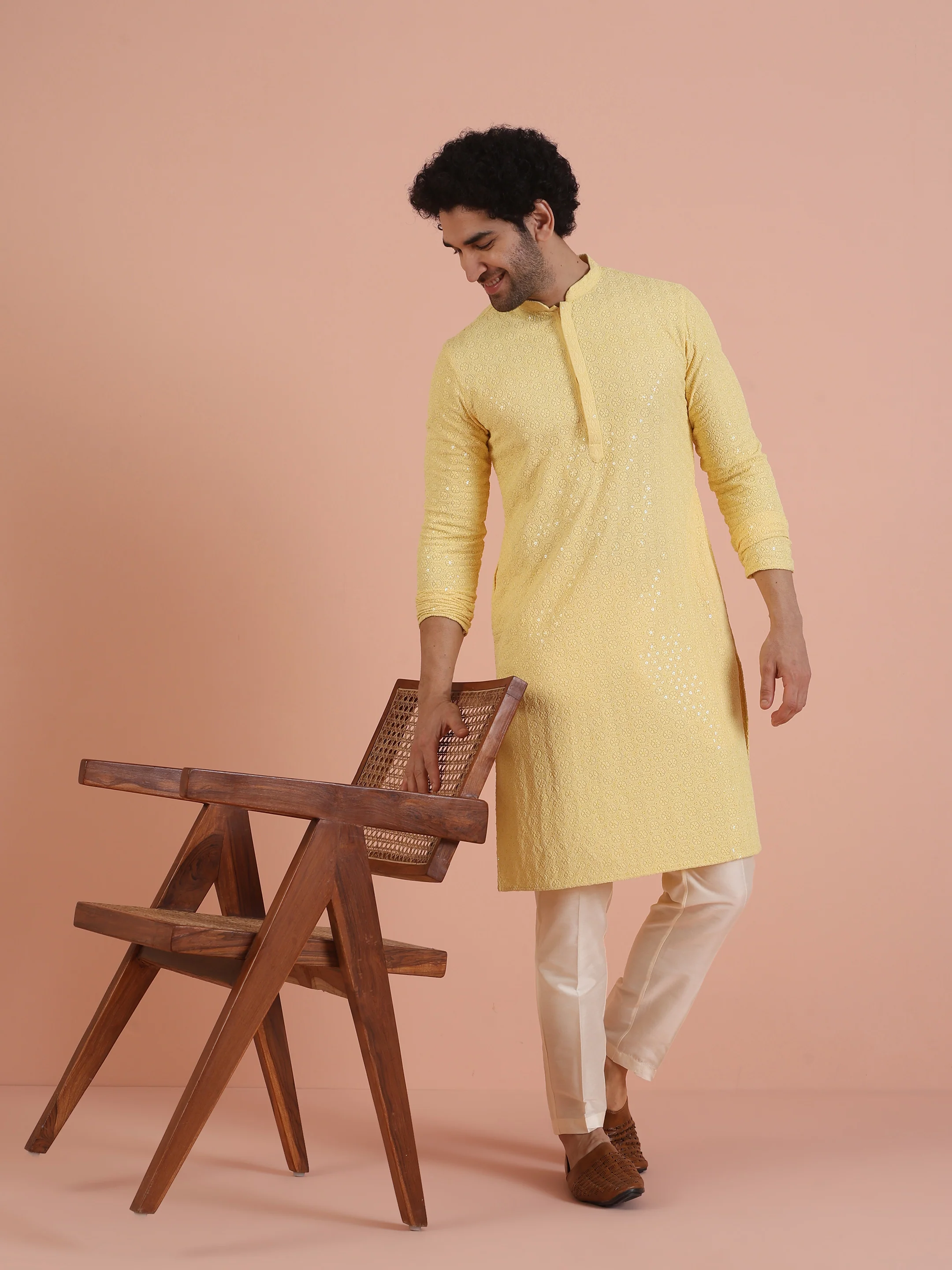 Men Yellow Embroidered Thread Work Kurta - Image 7