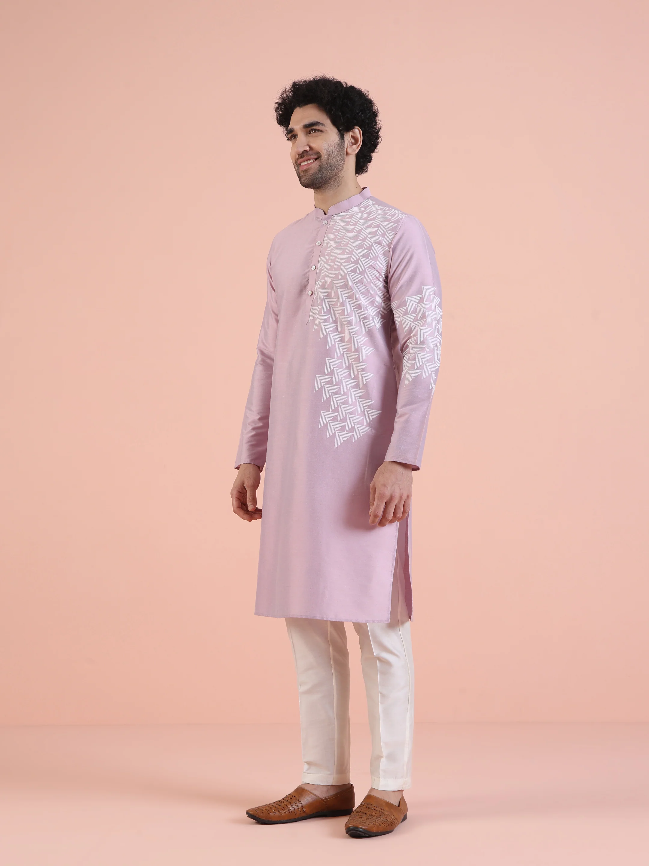 Men Onion pink Printed Kurta Trouser Set with Geometric - Image 3
