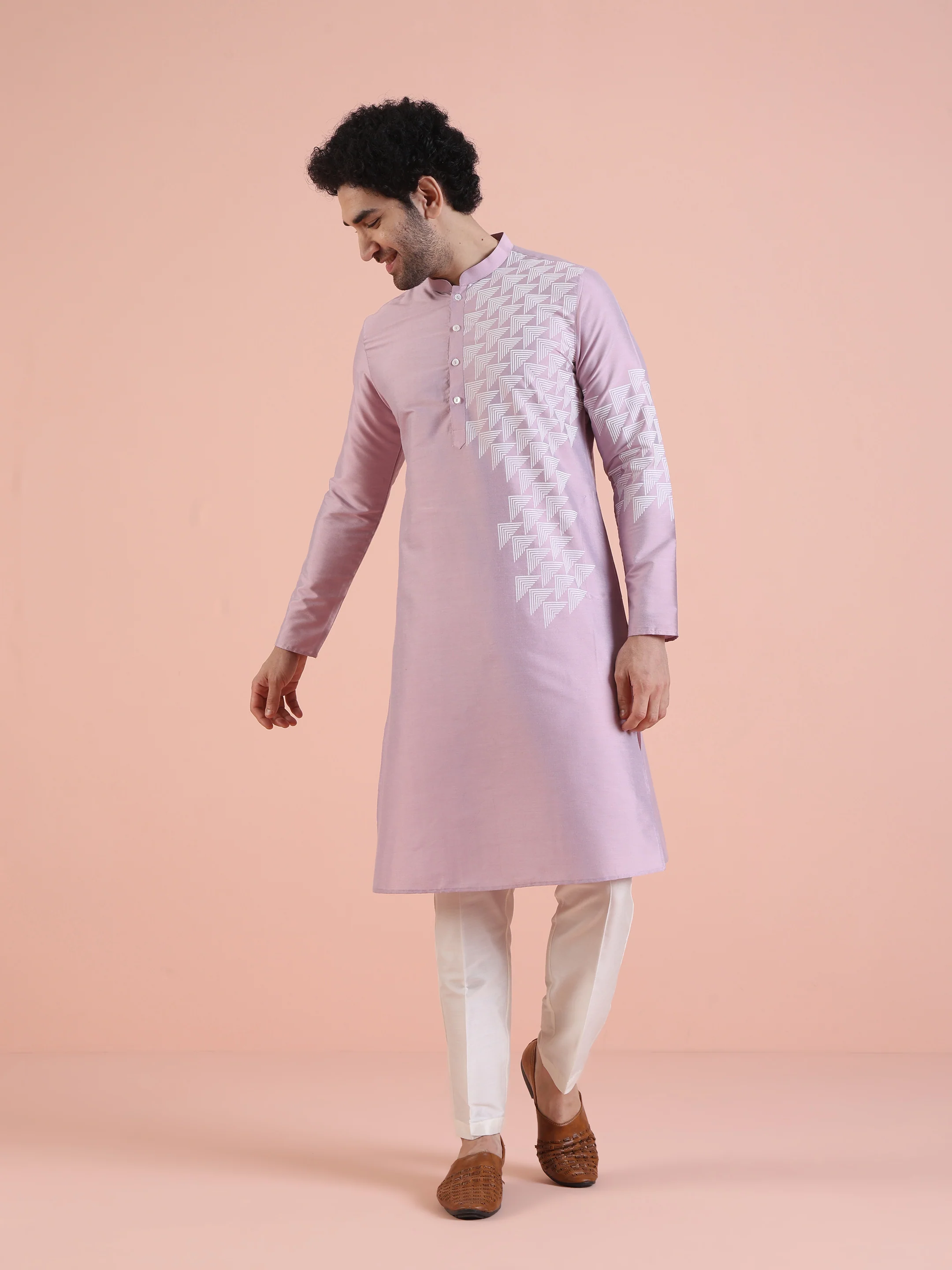 Men Onion pink Printed Kurta Trouser Set with Geometric - Image 8