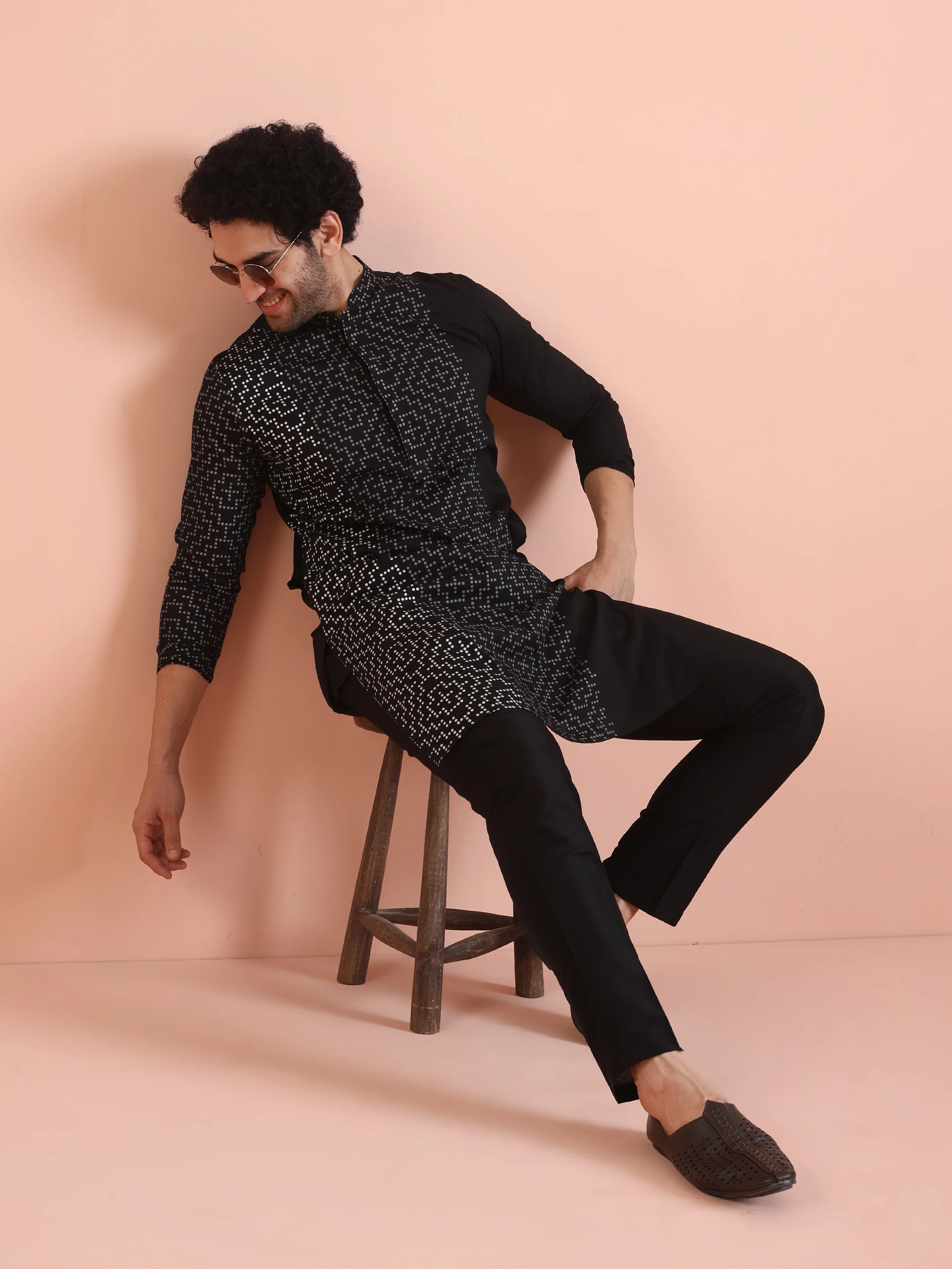 Men Black Printed Geometric Kurta - Image 7