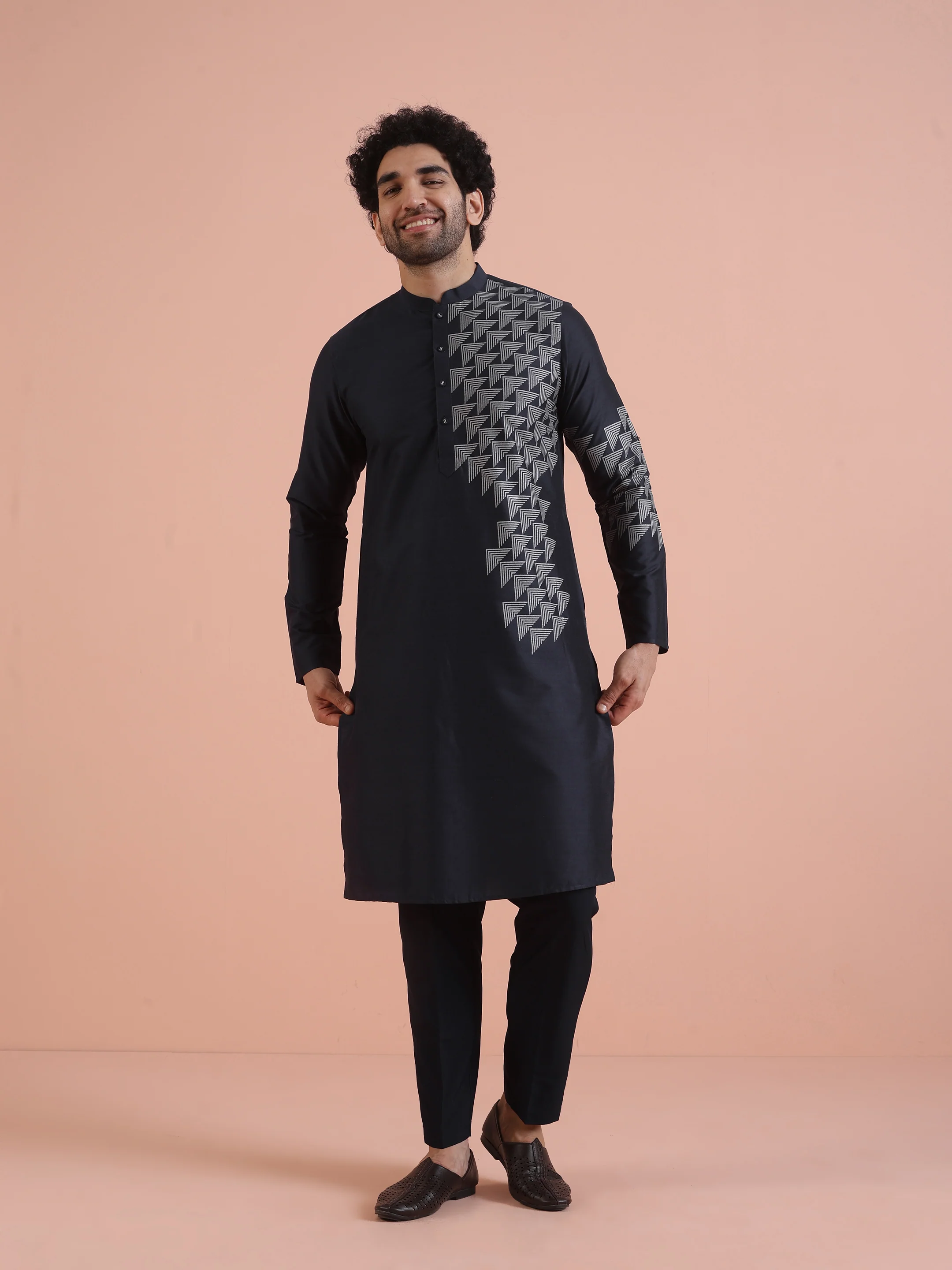 Men Navy Blue Printed Geometric Kurta Trouser Set - Image 3
