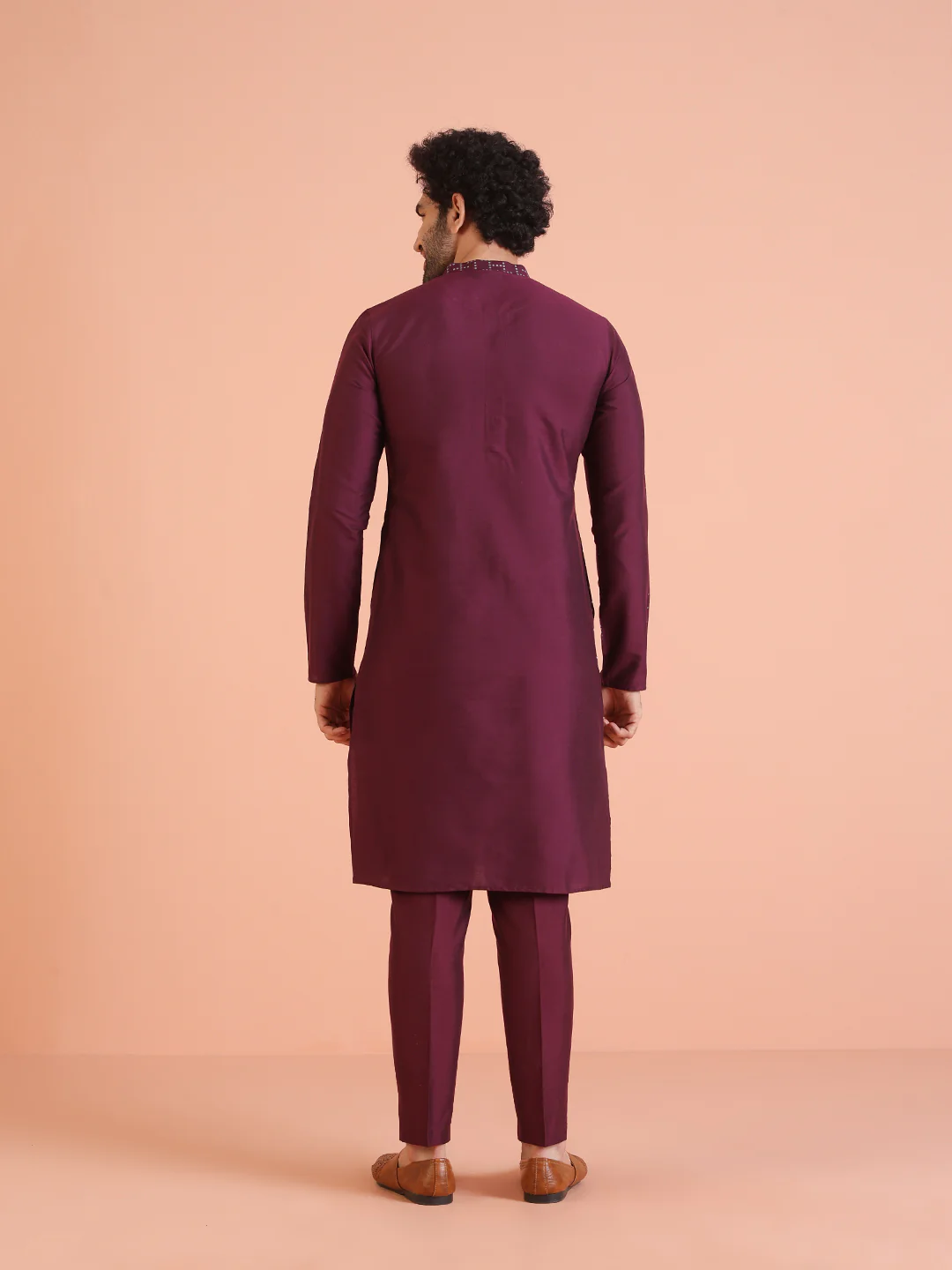 Wine Geometric Foil Printed Kurta - Image 3