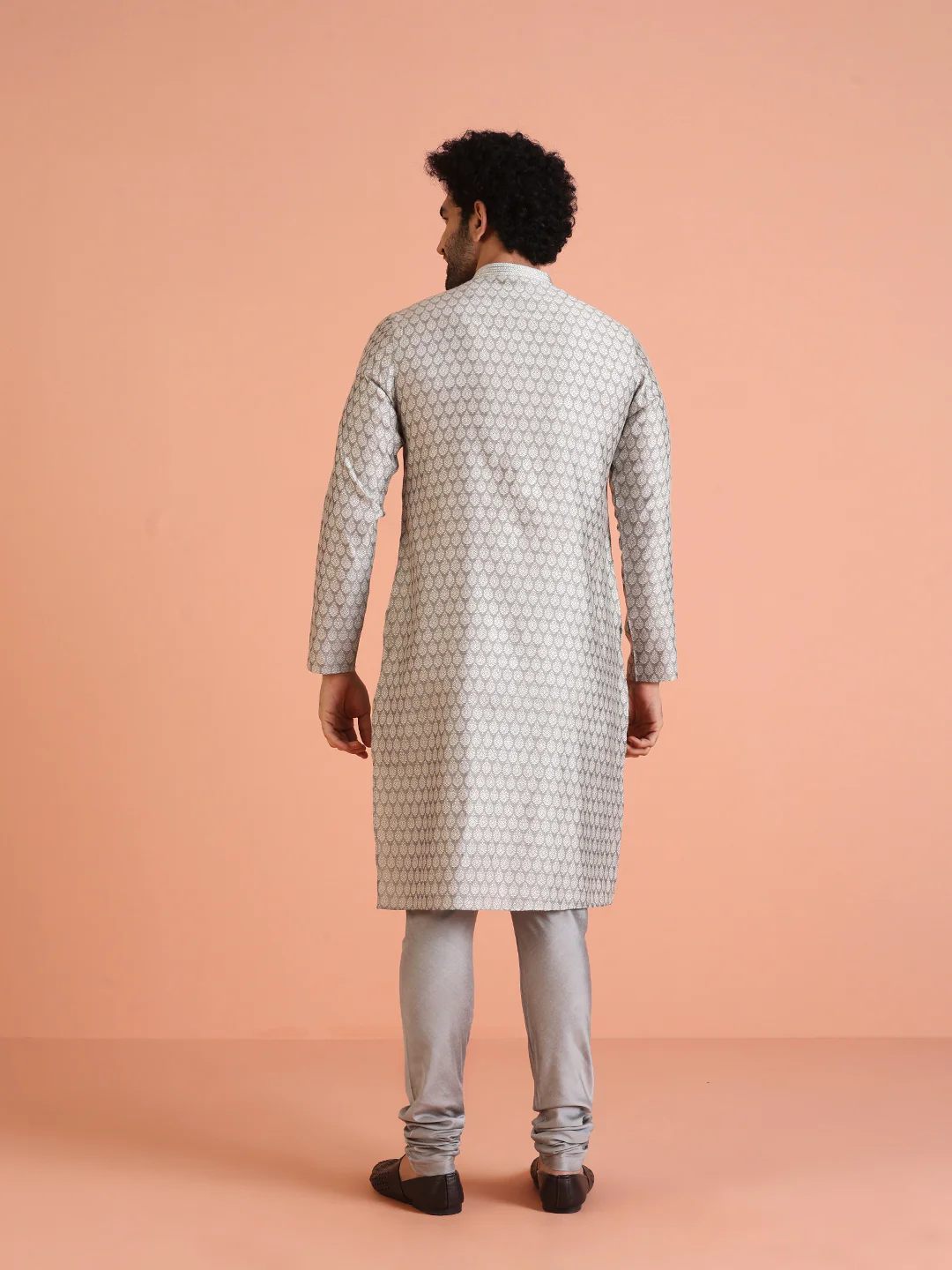 Men Grey Jacquard Ethnic Motifs Kurta - Image 4