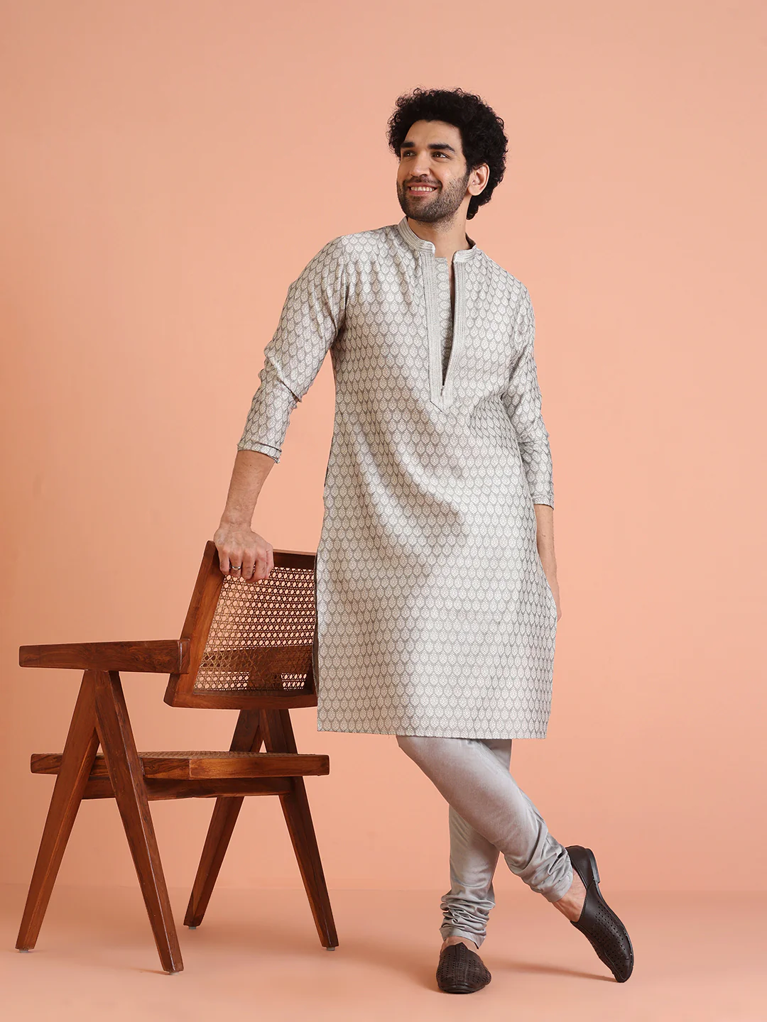 Men Grey Jacquard Ethnic Motifs Kurta - Image 7