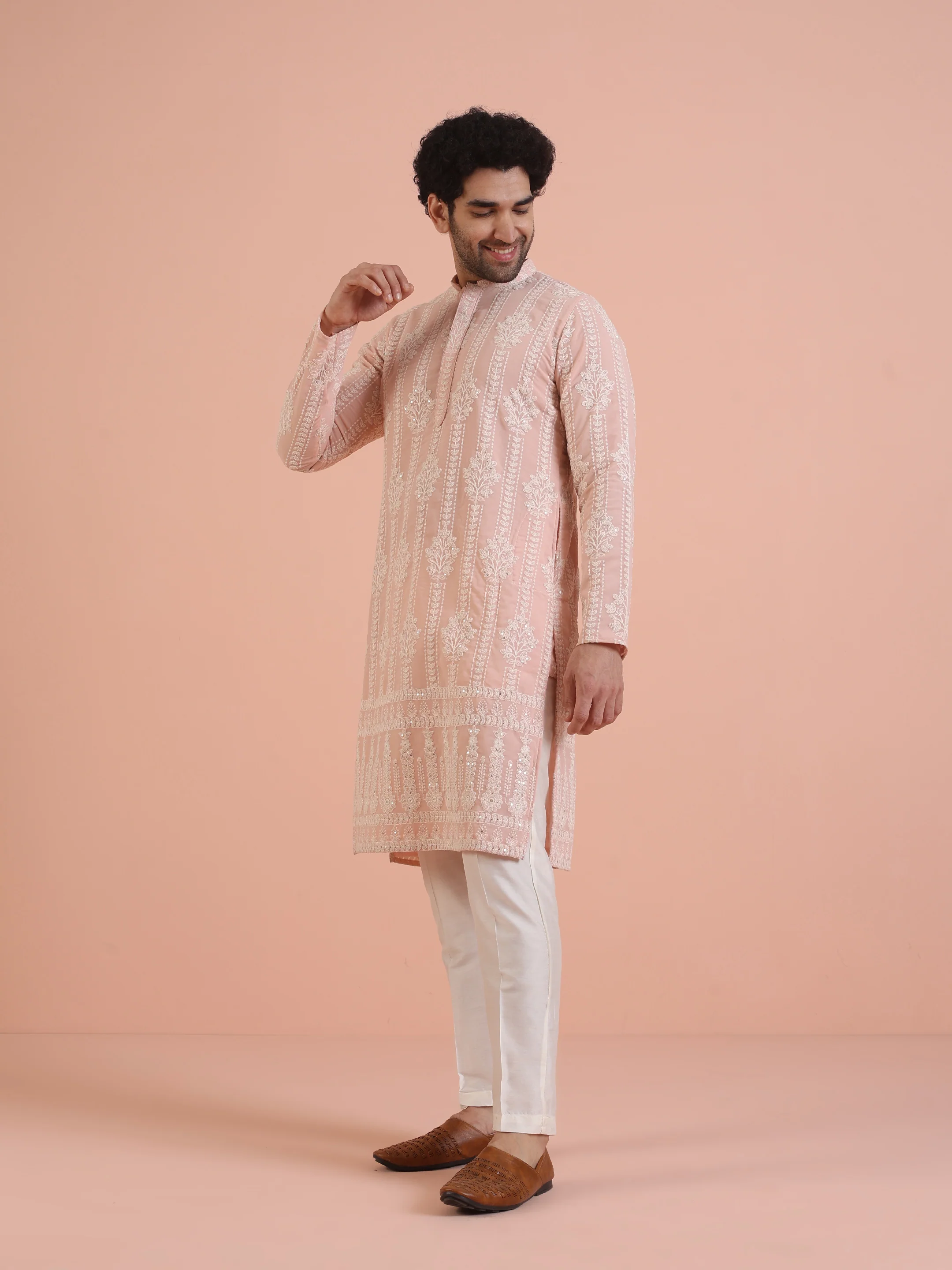Men Pink Embroidered Chikankari Kurta - Image 2