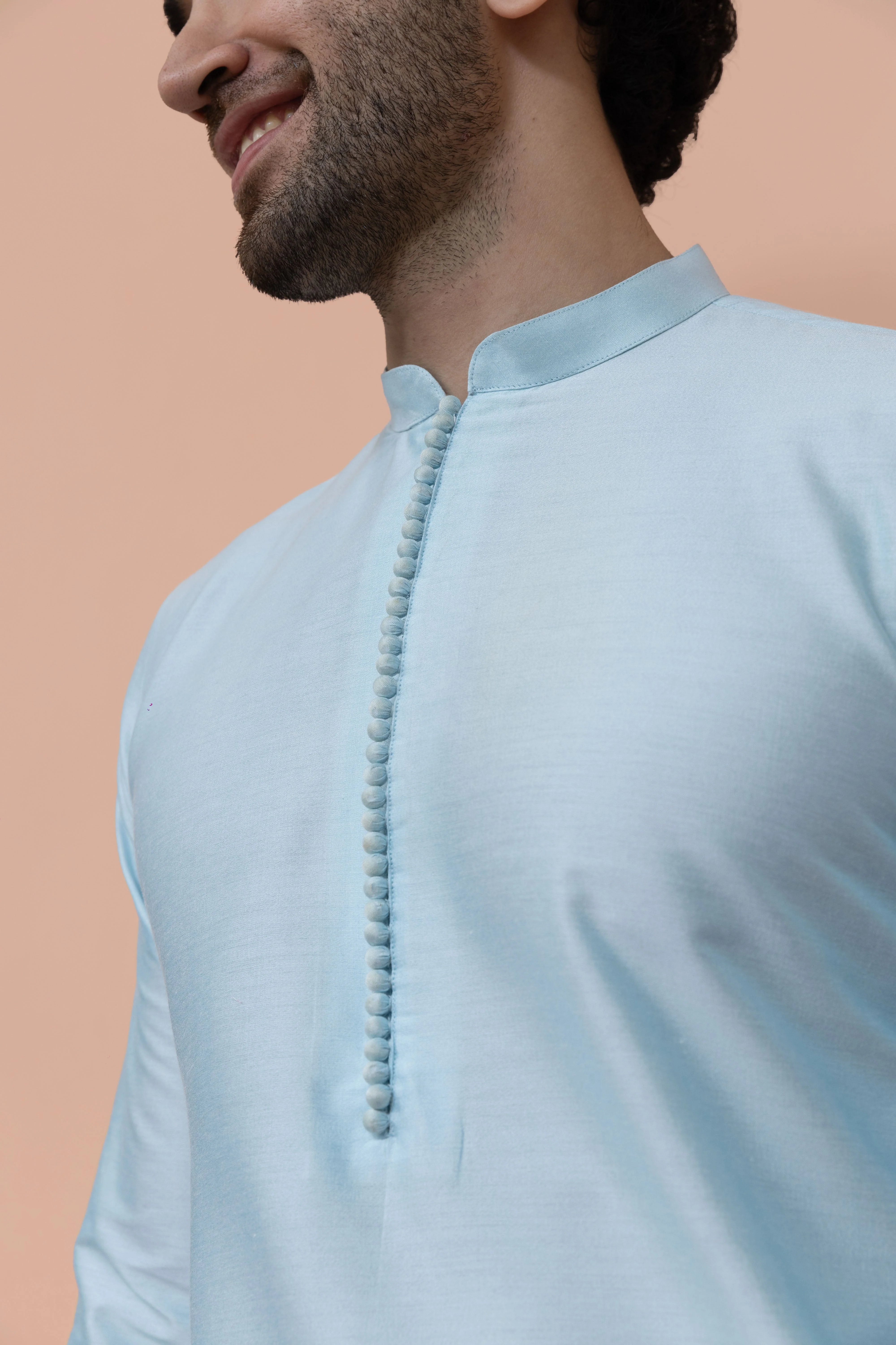 Men Blue Solid Kurta - Image 21