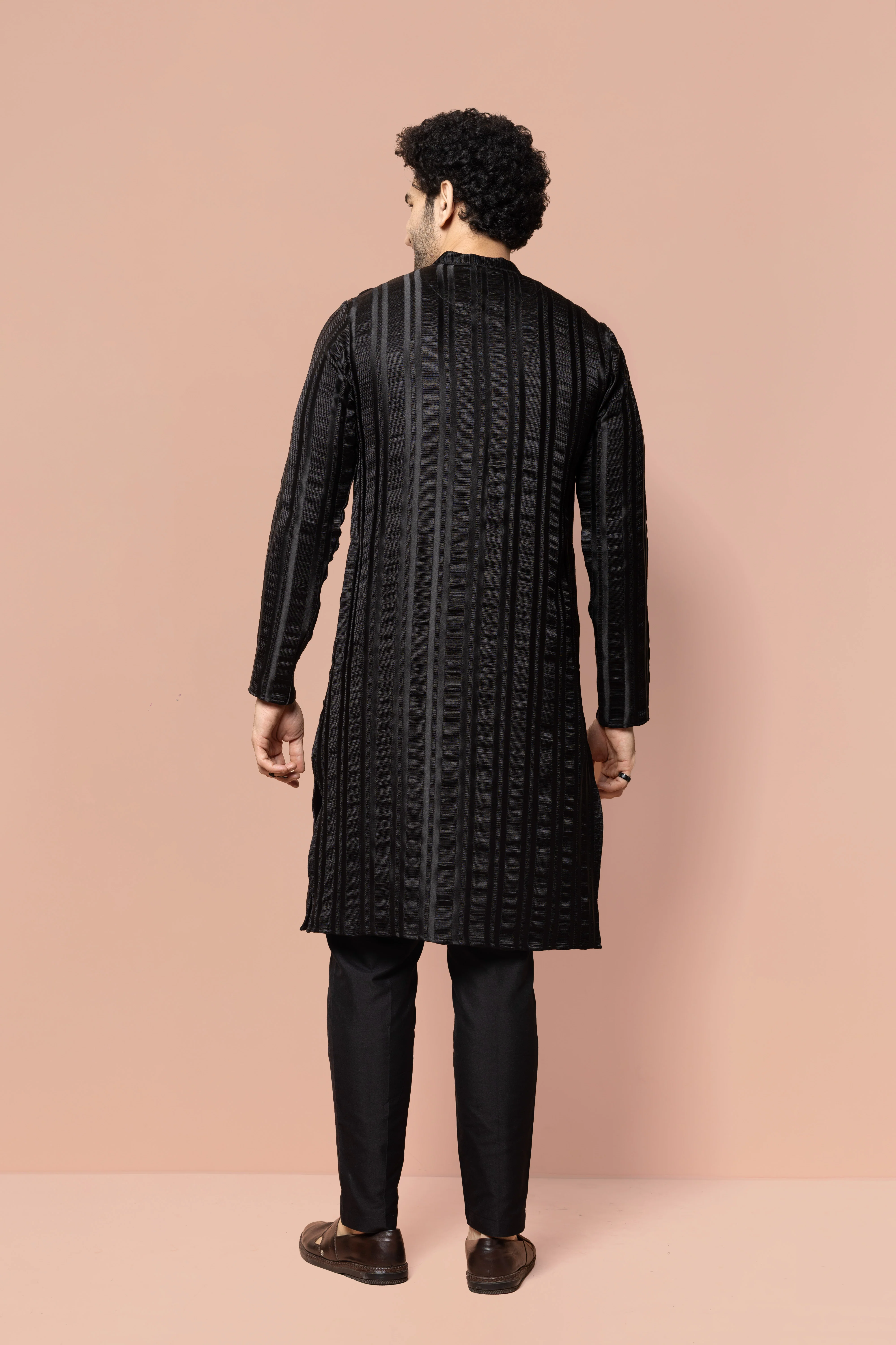 Men Black Self Design Woven Design Kurta Trouser Set - Image 4