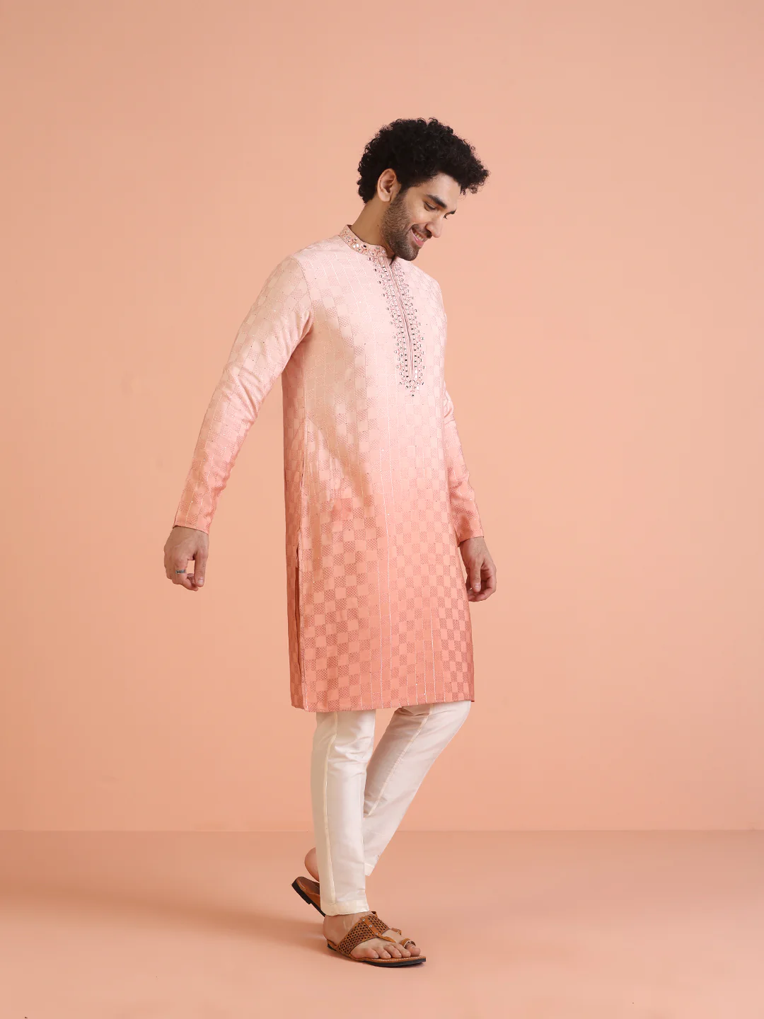 Men Ombre Embellished Mirror Work Kurta - Image 3