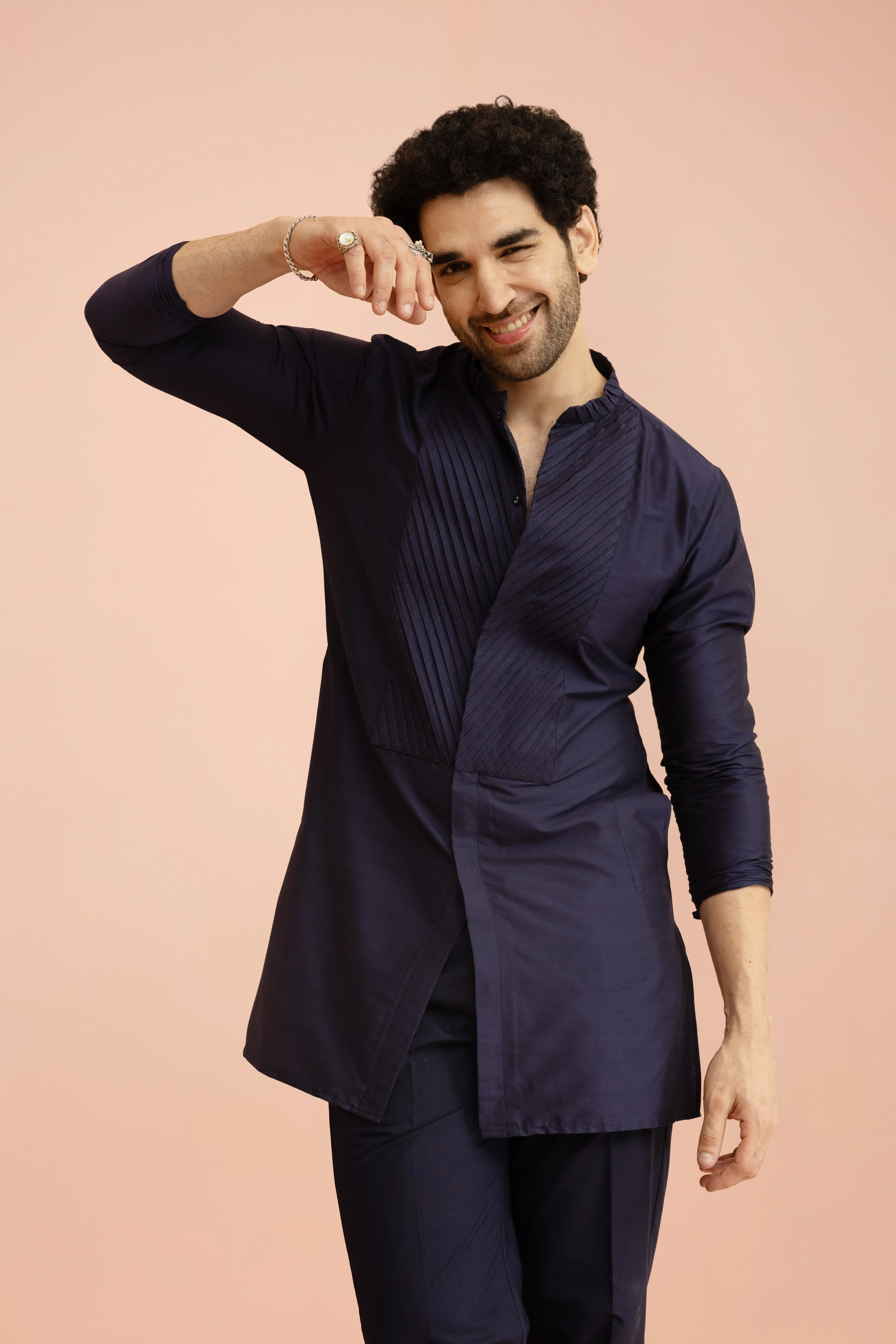 Men Navy Blue Yoke Design Pleating Mid Kurta Trouser Set - Image 7