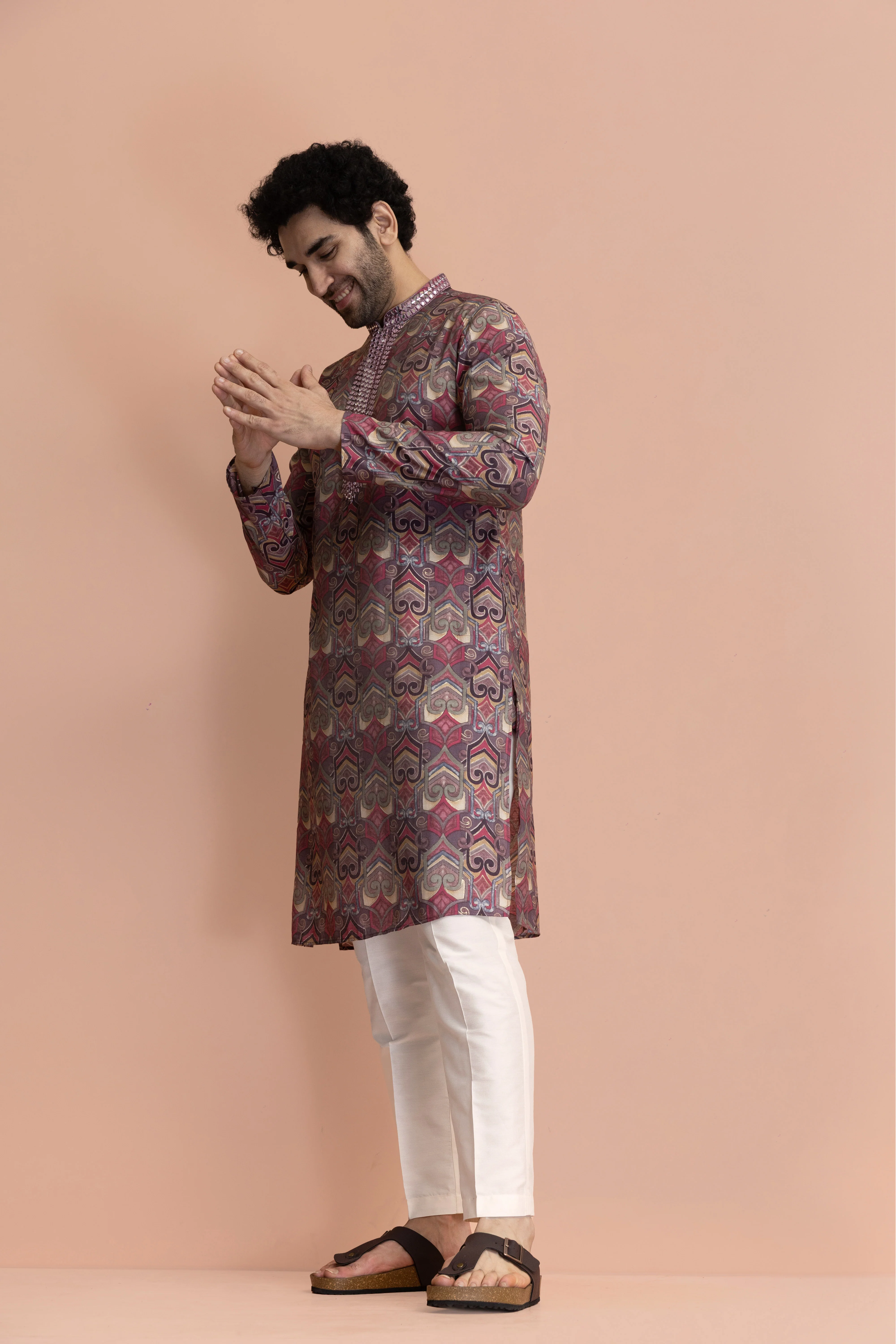 Men Mauve Printed Abstract Kurta - Image 3