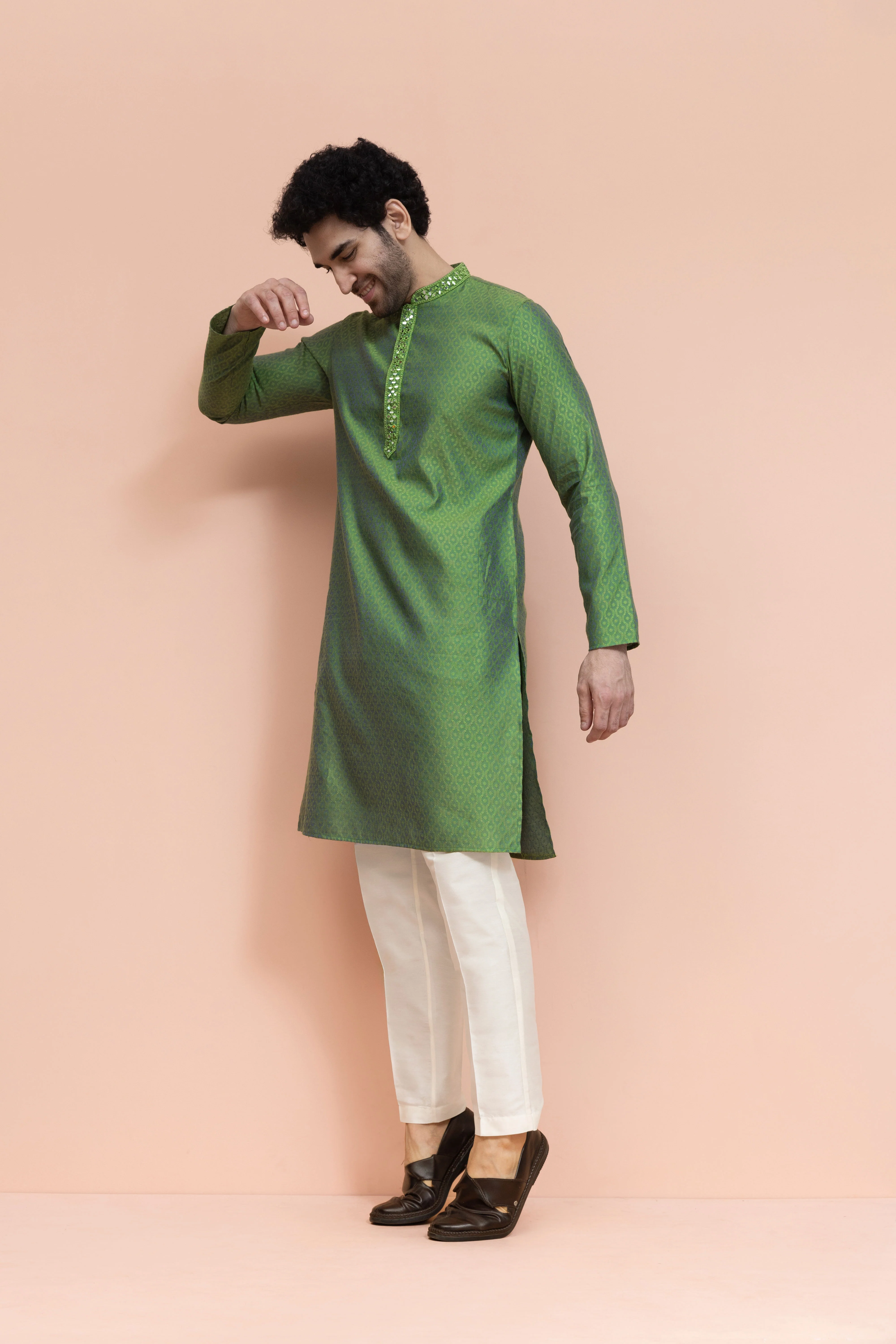 Men Green Ethnic Motifs Mirror work Kurta - Image 2