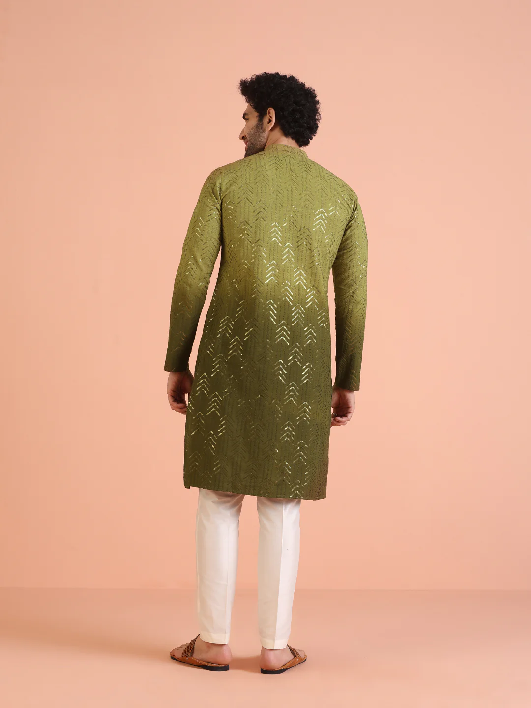 Men Ombre Embellished Sequinned Kurta - Image 4