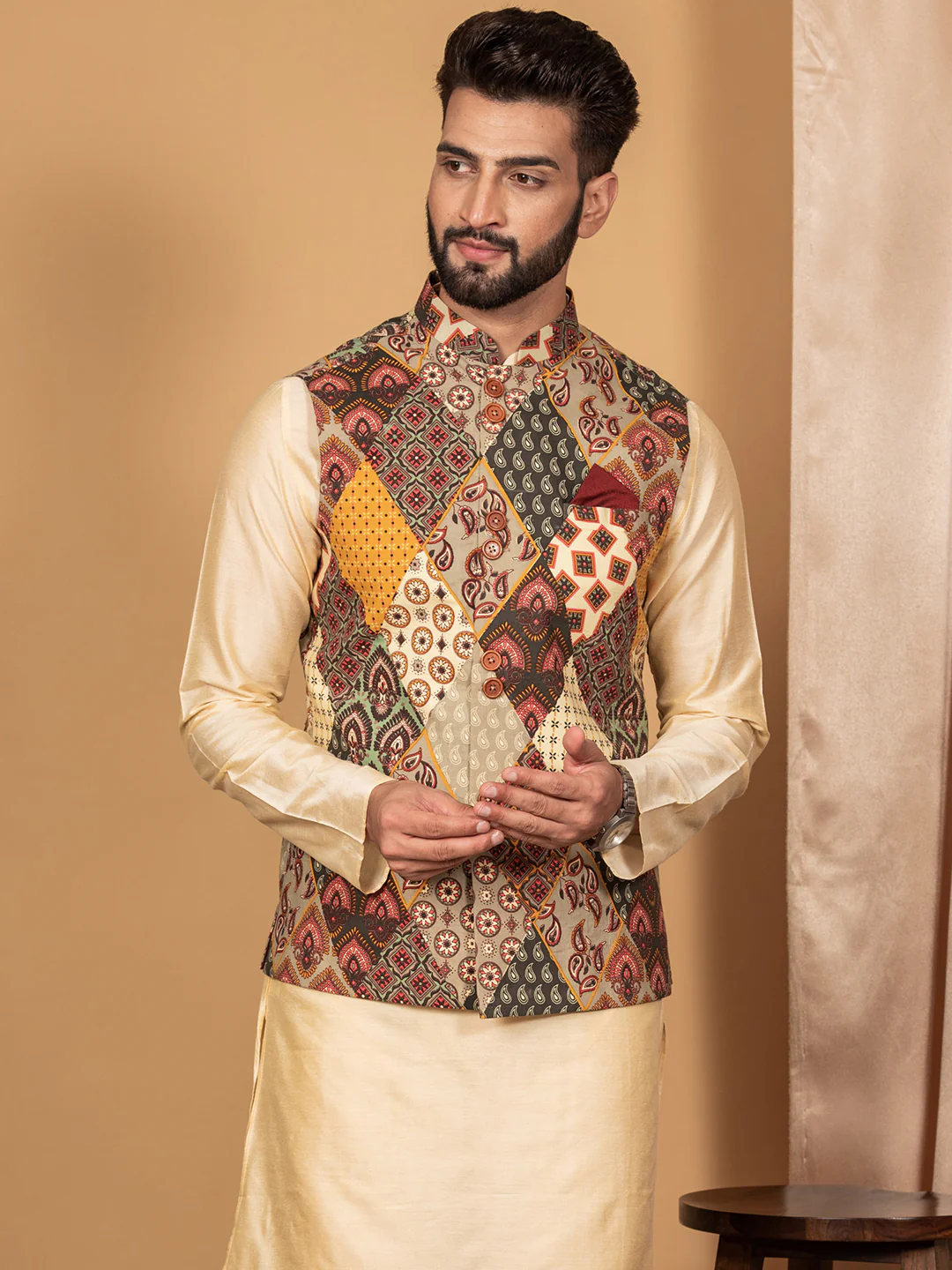 Men Multi Coloured Printed Jacket - Image 4
