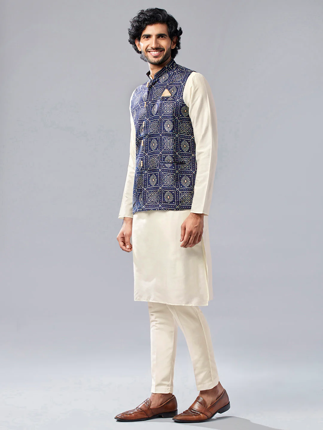 Men Navy Blue Abstract Nehru Jacket - Image 2