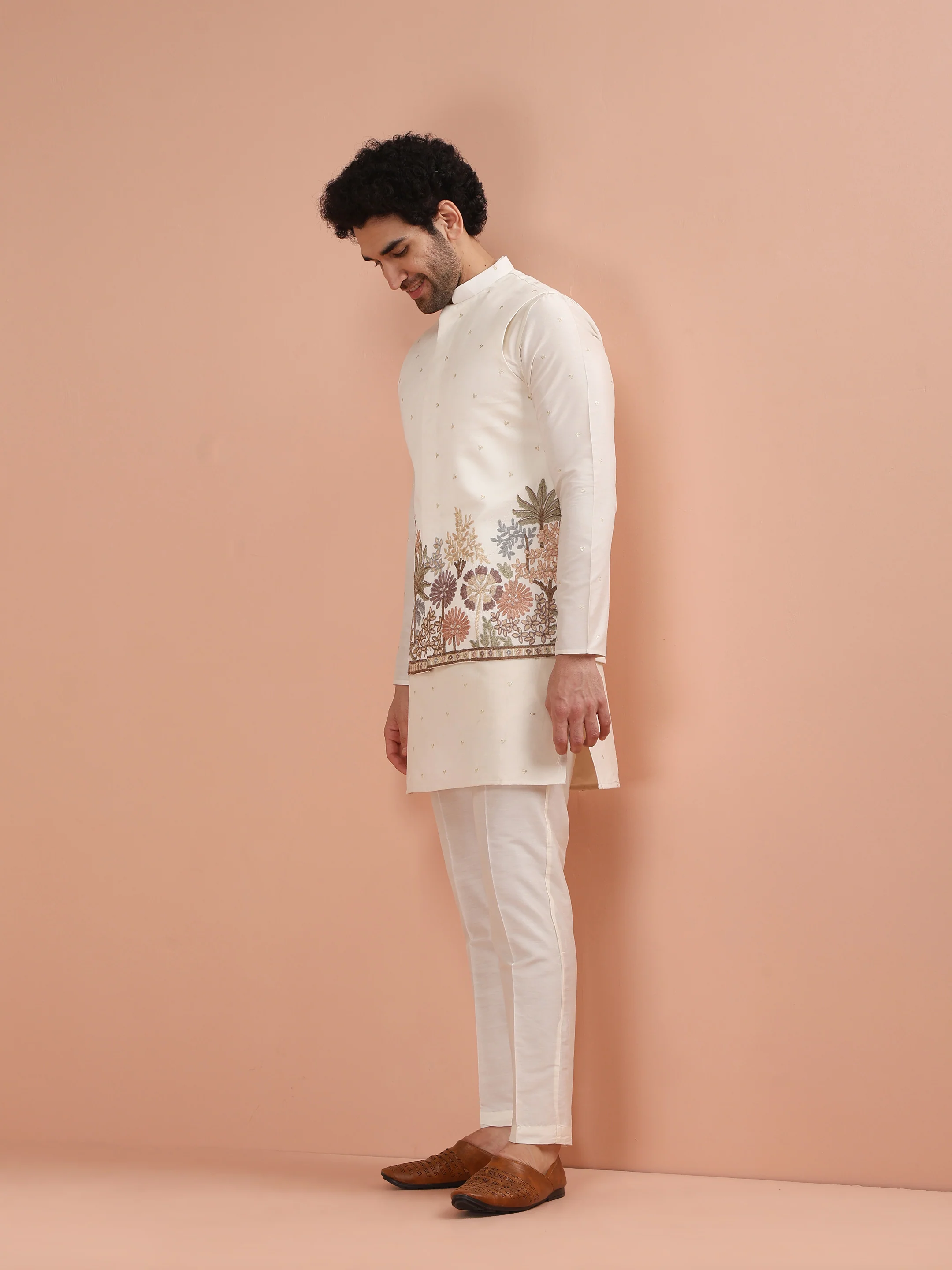 Cream Floral Embroidered Nehru Jacket - Image 2