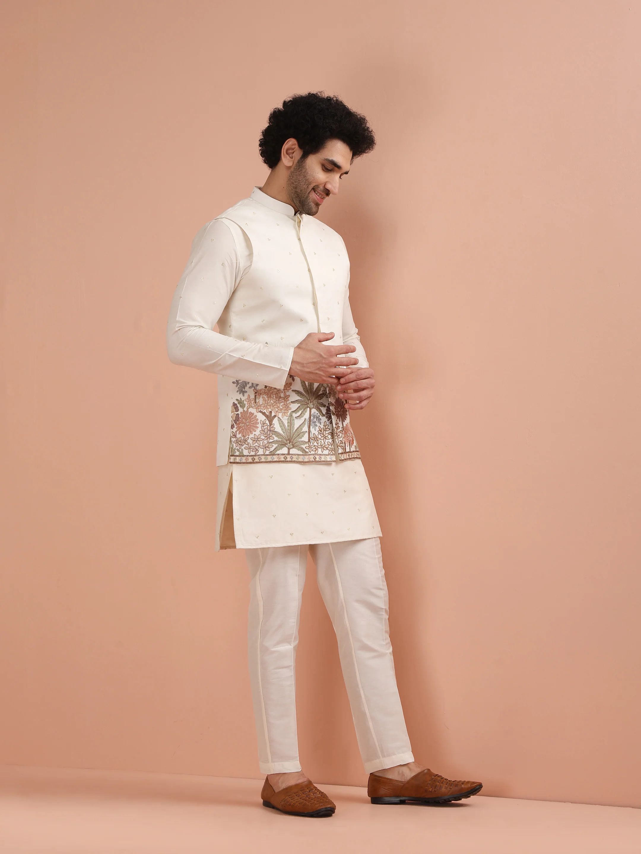 Cream Floral Embroidered Nehru Jacket - Image 3