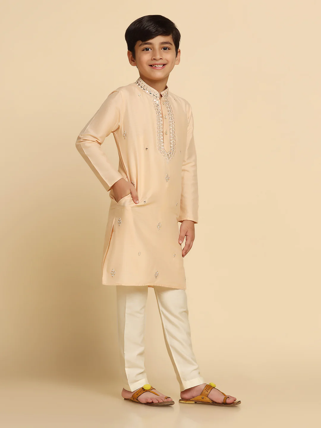 Boy's Cream kurta Pyjama Set - Image 2