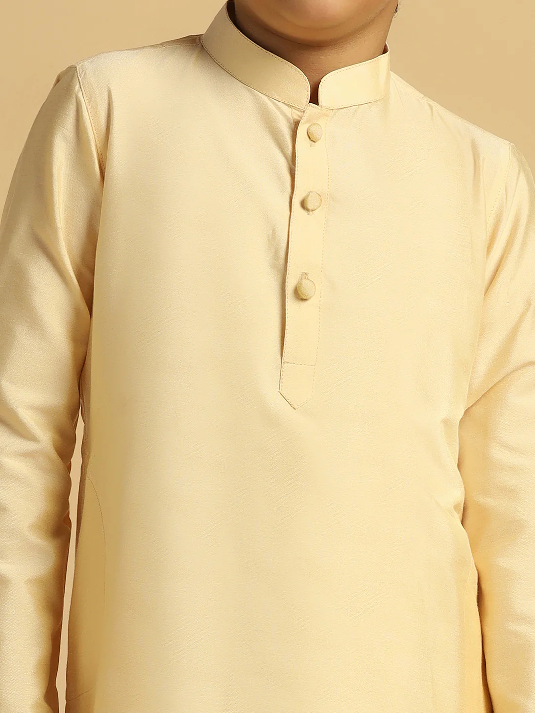 Boy's Cream Solid Kurta Pyjama Set - Image 6