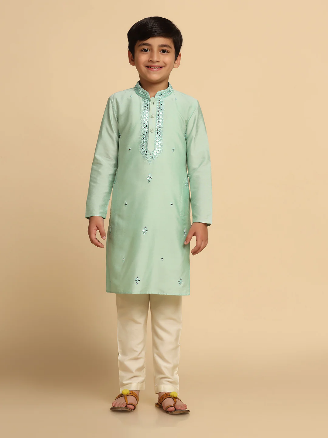 Boy's Green kurta Pyjama Set