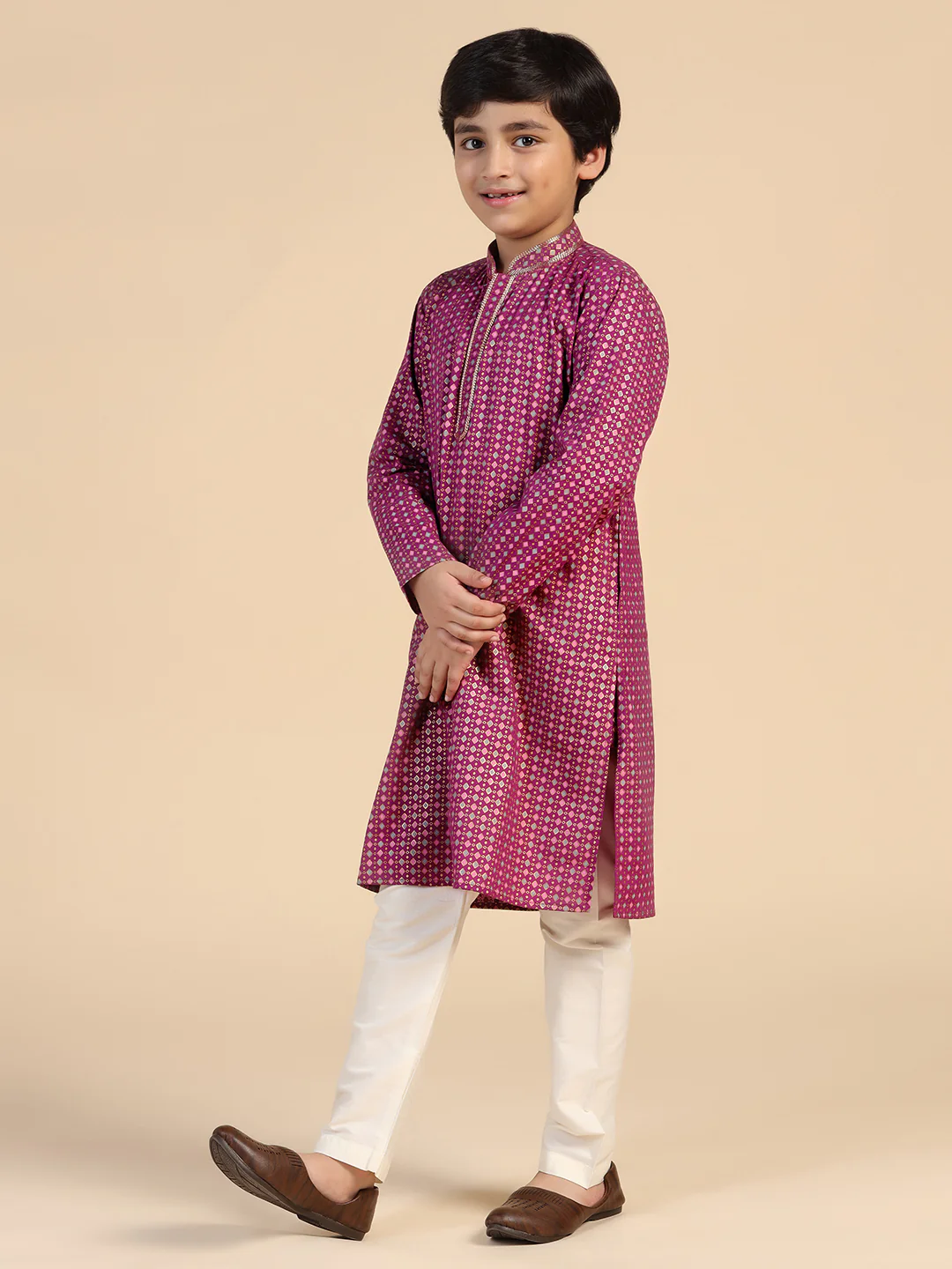 Boy's Hot Pink Printed Kurta - Image 2