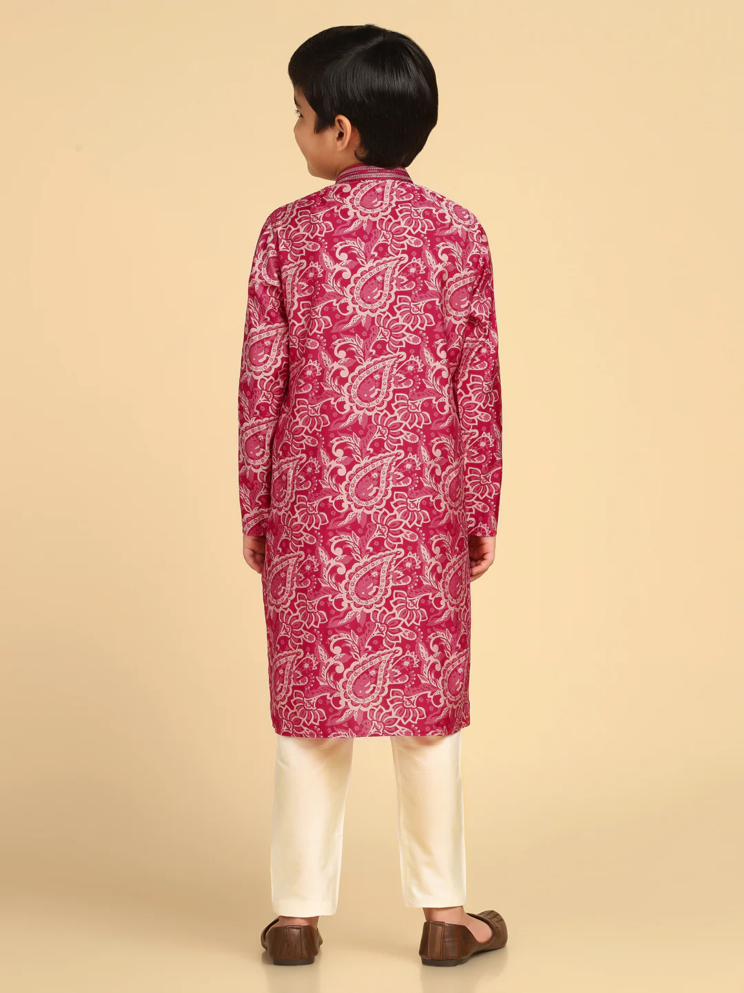 Boy's Hot Pink Printed Paisley Kurta Pyjama Set - Image 4