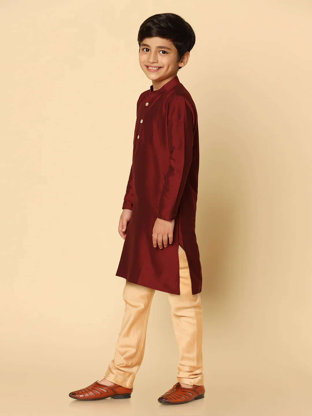 Boys Maroon Kurta Pyjama Set - Image 3