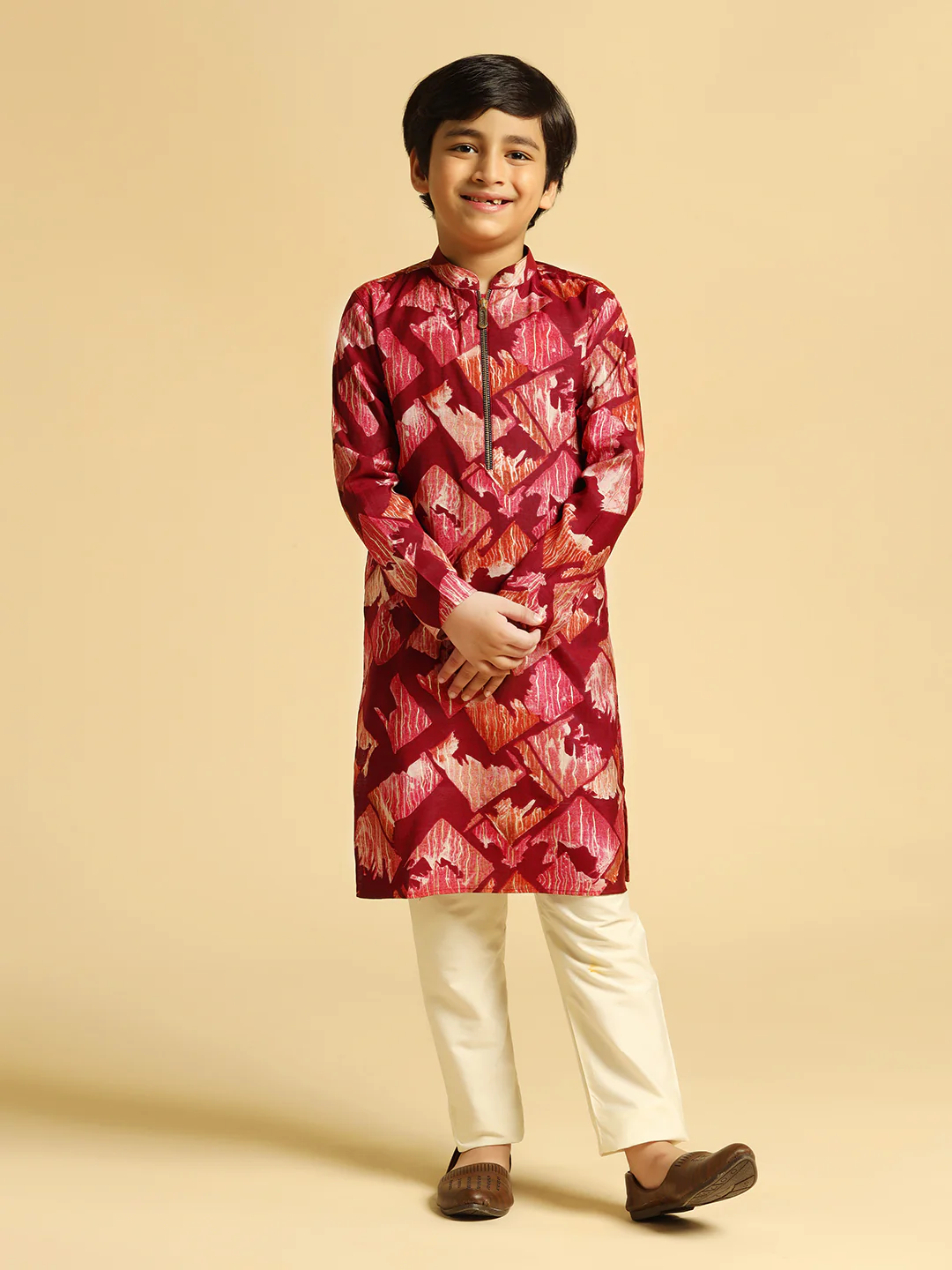 Boy's Maroon Printed Kurta Pyjama Set - Image 3