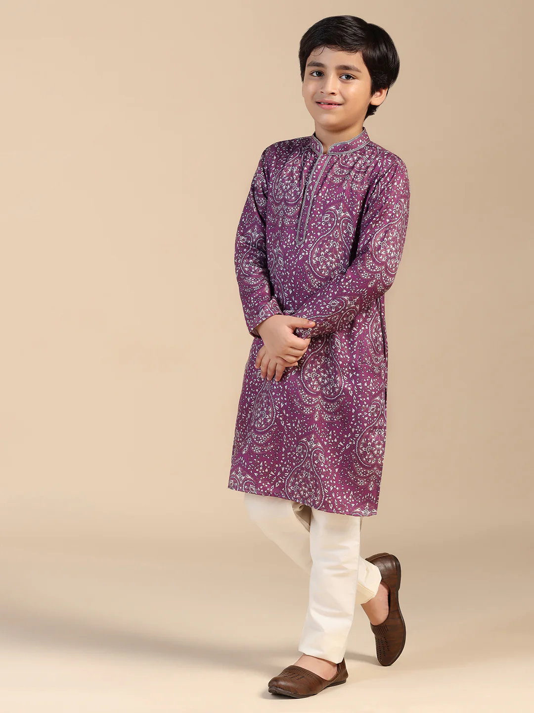 Boy's Mauve Printed Ethnic Motifs Kurta Pyjama Set - Image 2