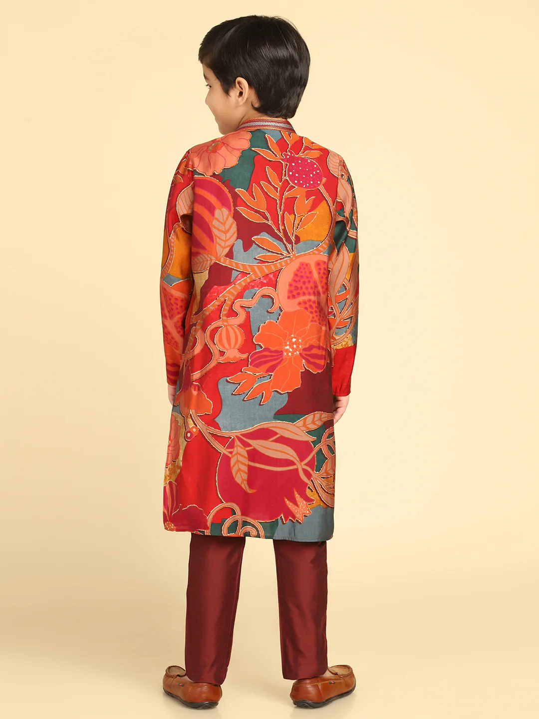 Boy's Multi Printed Abstract Kurta Pyjama Set - Image 4