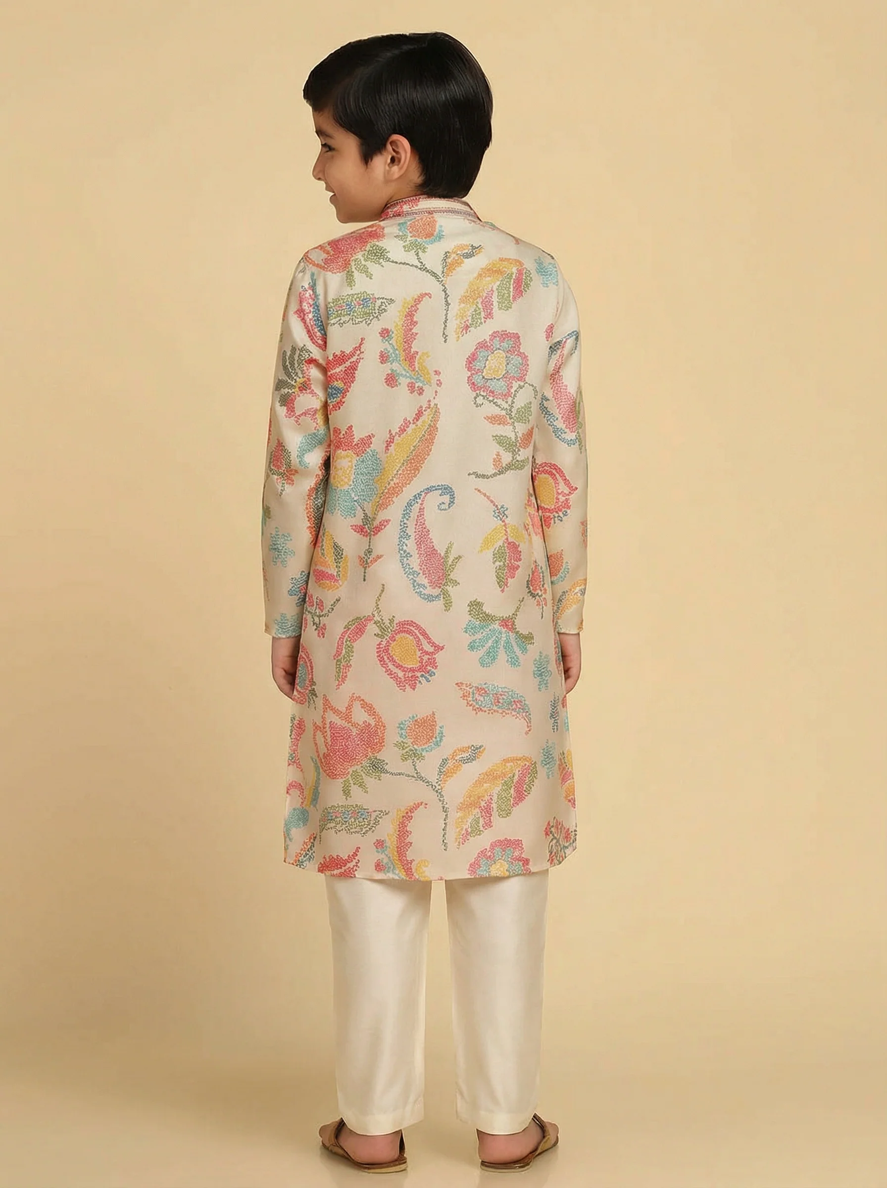 Boy's Multi Printed Bandhani Kurta - Image 4