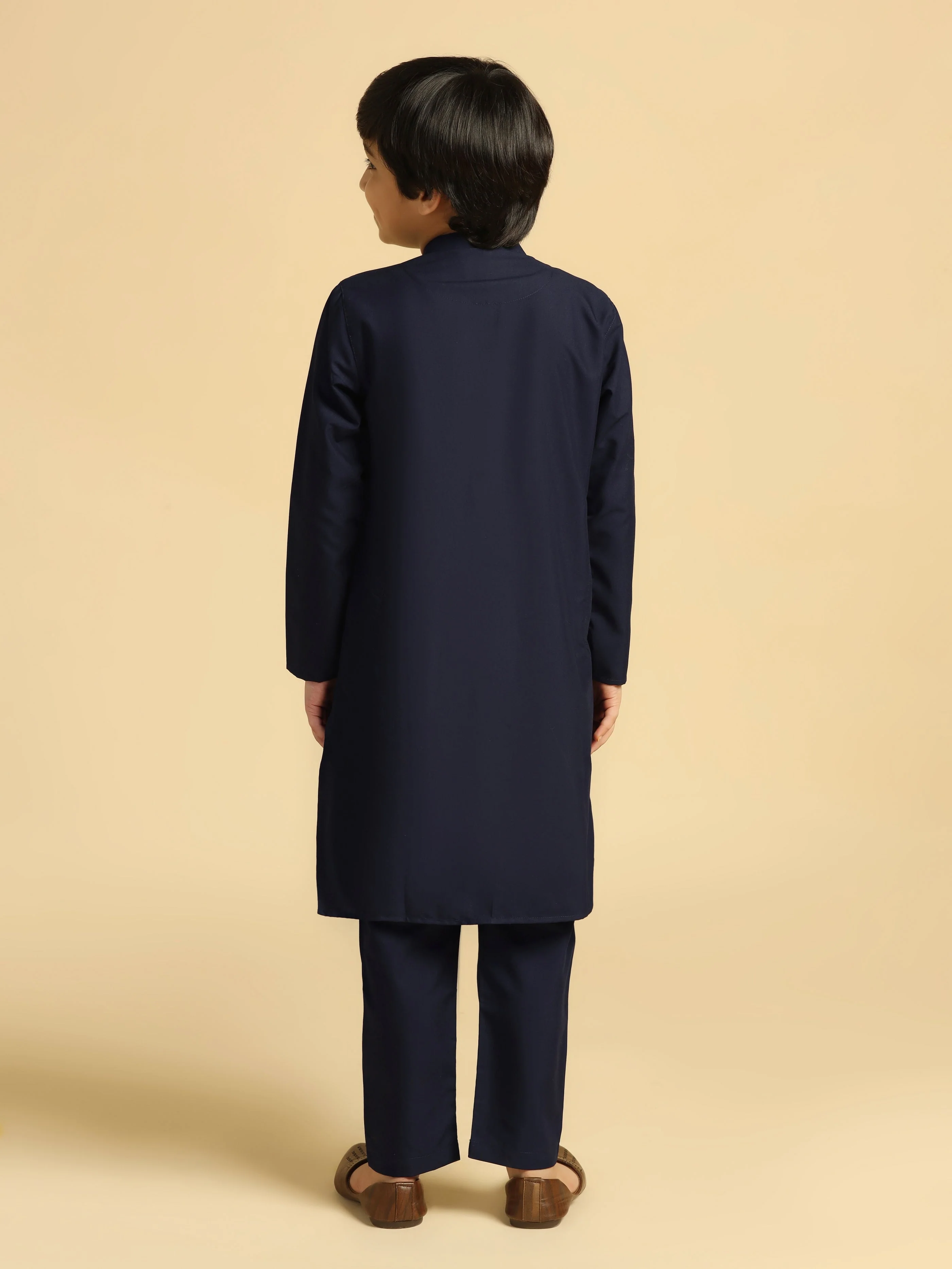 Boy's Navy Blue Solid Solid Kurta - Image 16
