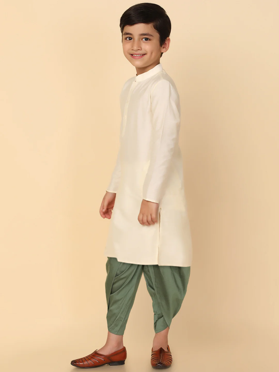 Boy's Off White Kurta Dhoti Set - Image 2