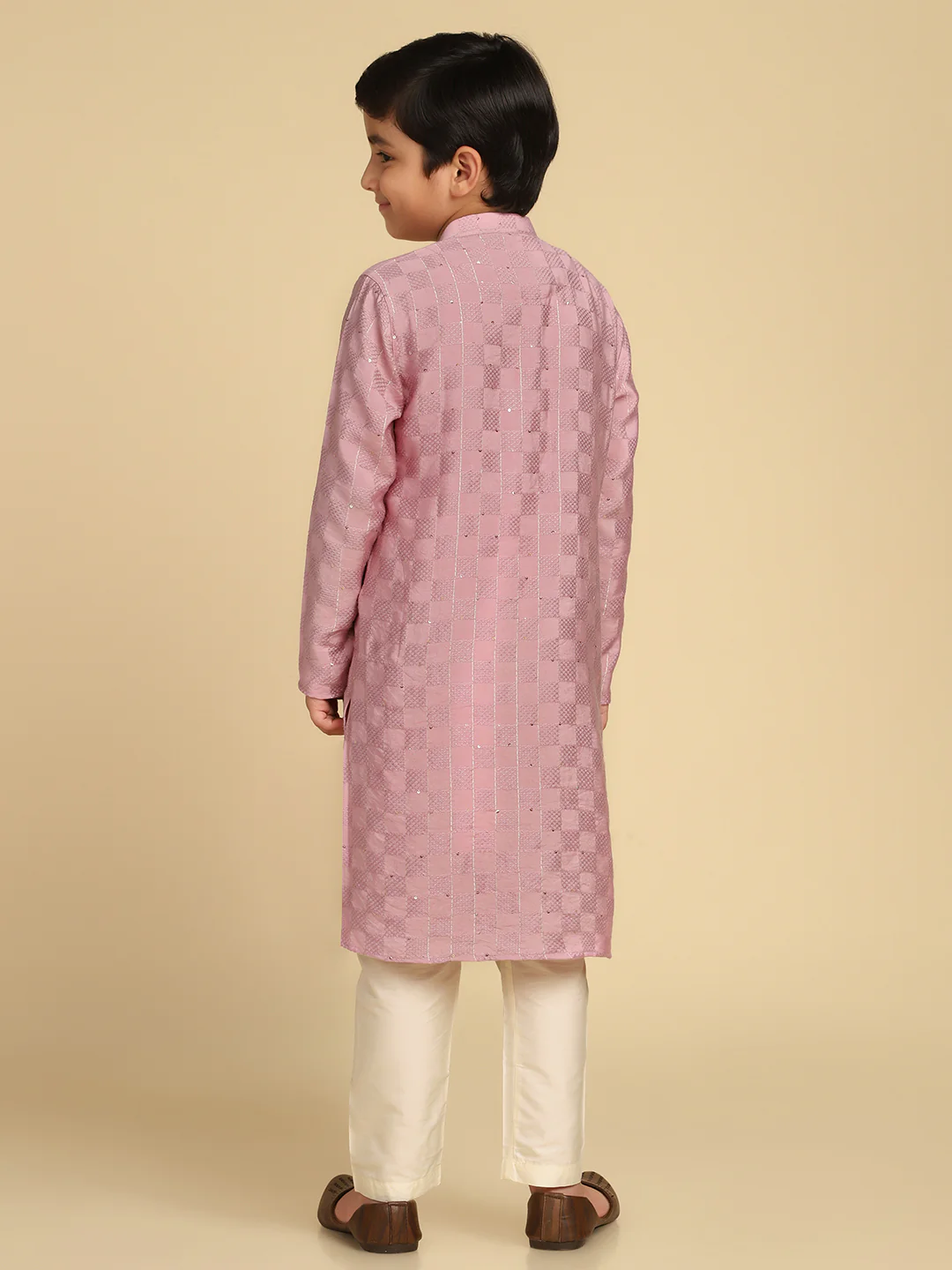 Boy's Onion Pink Woven Design Checked Kurta Pyjama Set - Image 4