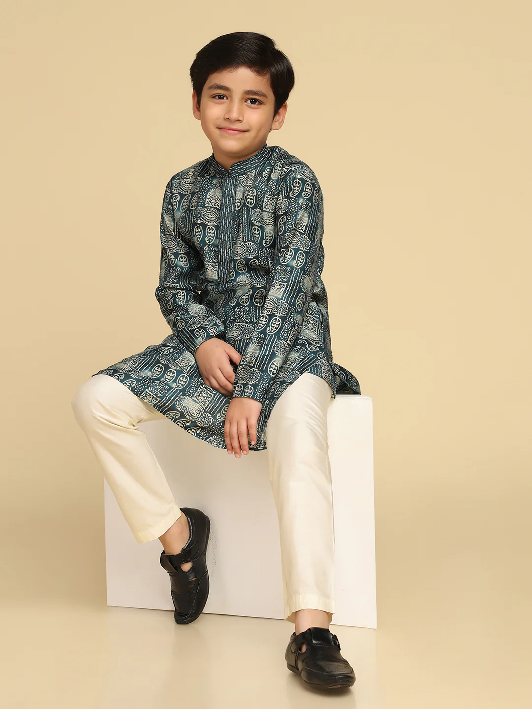 Boy's Turquoise Blue Printed Paisley Kurta - Image 6