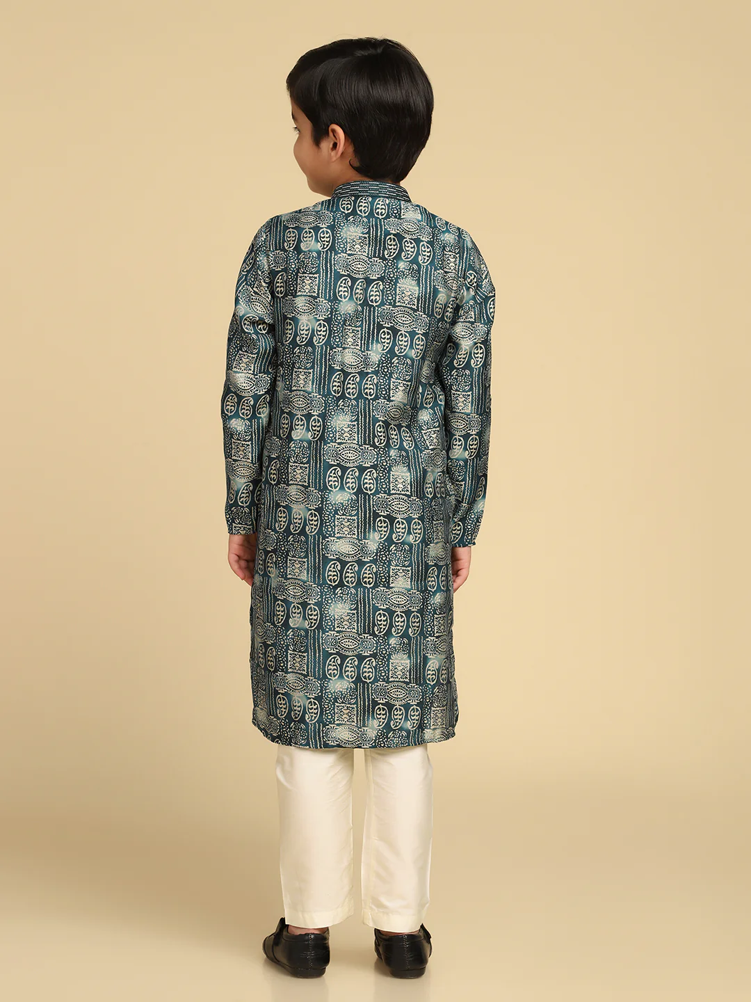 Boy's Turquoise Blue Printed Paisley Kurta Pyjama Set - Image 4