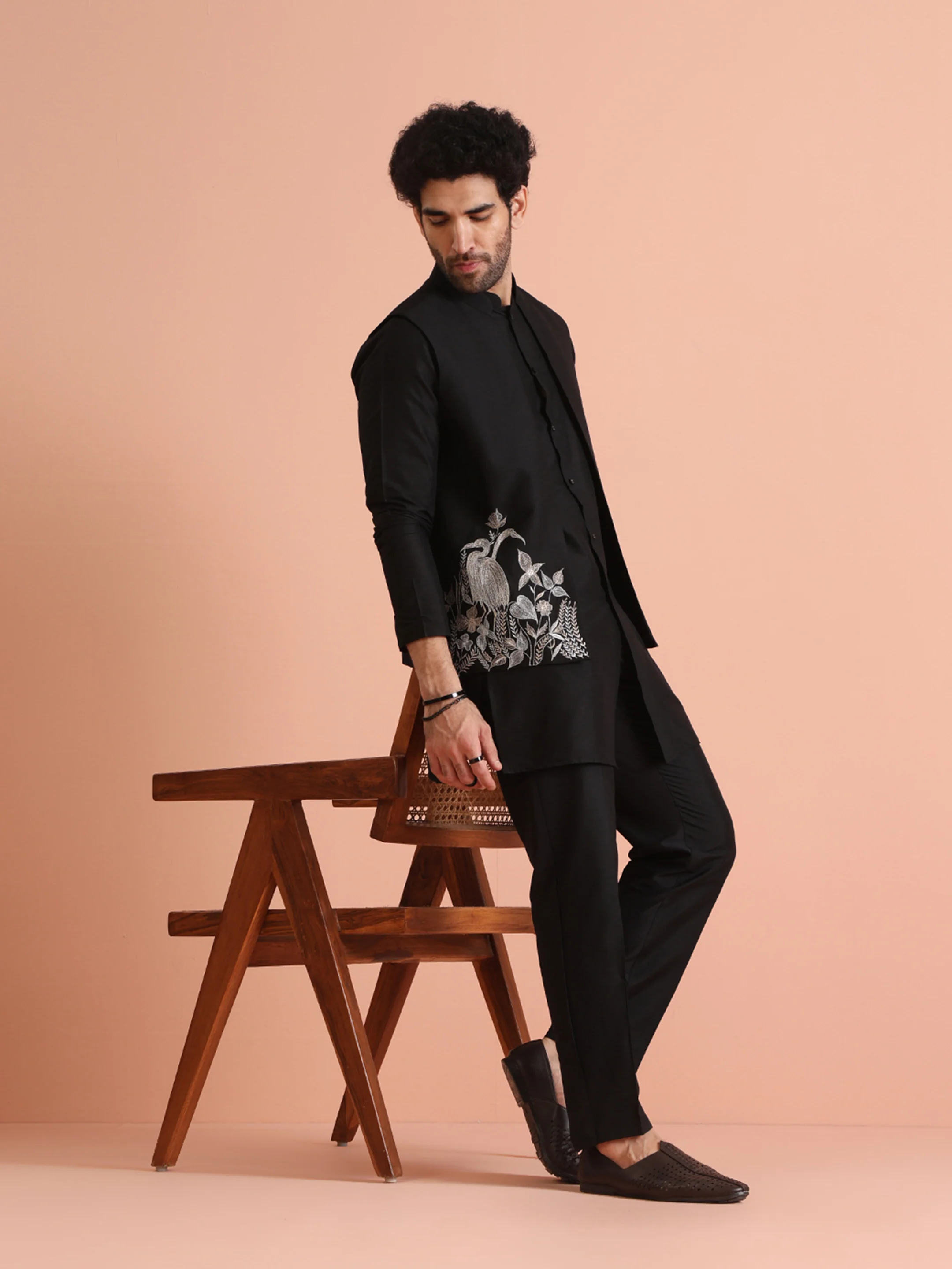 Black Silk Animal Embroidered Jacket Set - Image 8