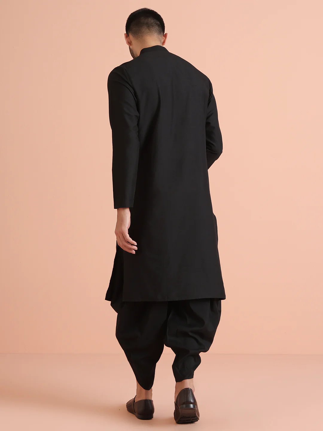 Men Black Kurta Dhoti Set - Image 4