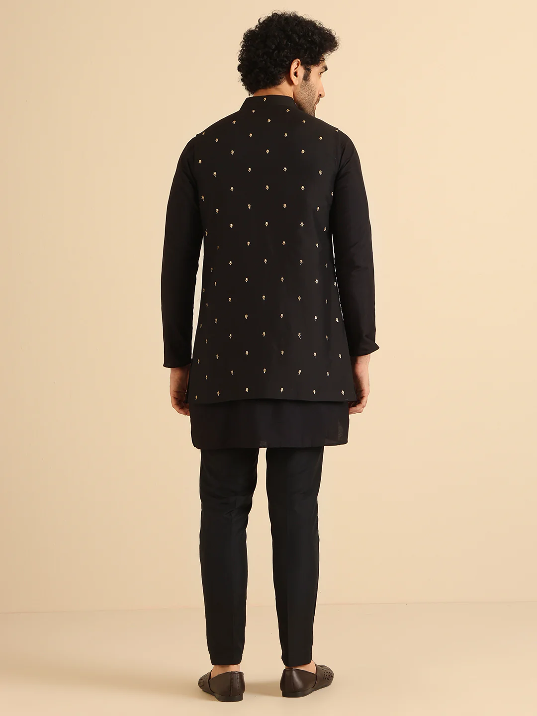 Black Embroidered Jacket Set - Image 4