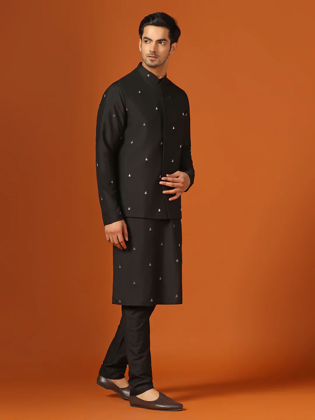 Kisah Men Black Kurta Jacket Trouser Set - Image 2