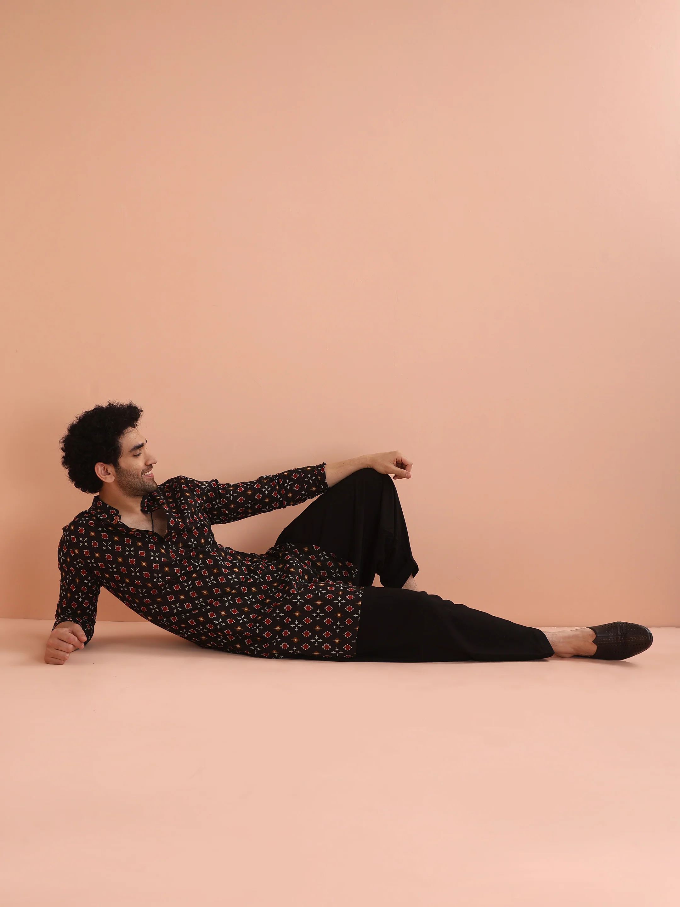 Men Black Printed Kurta - Image 7