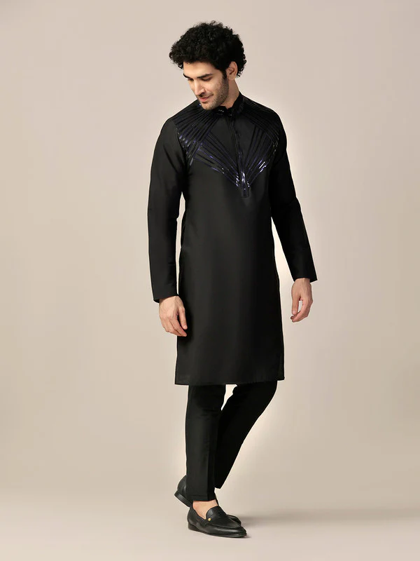 Black Silk Metallic Geometric Long Kurta - Image 3
