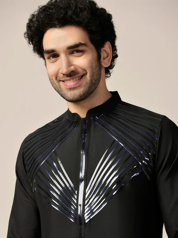 Black Silk Metallic Geometric Long Kurta - Image 5