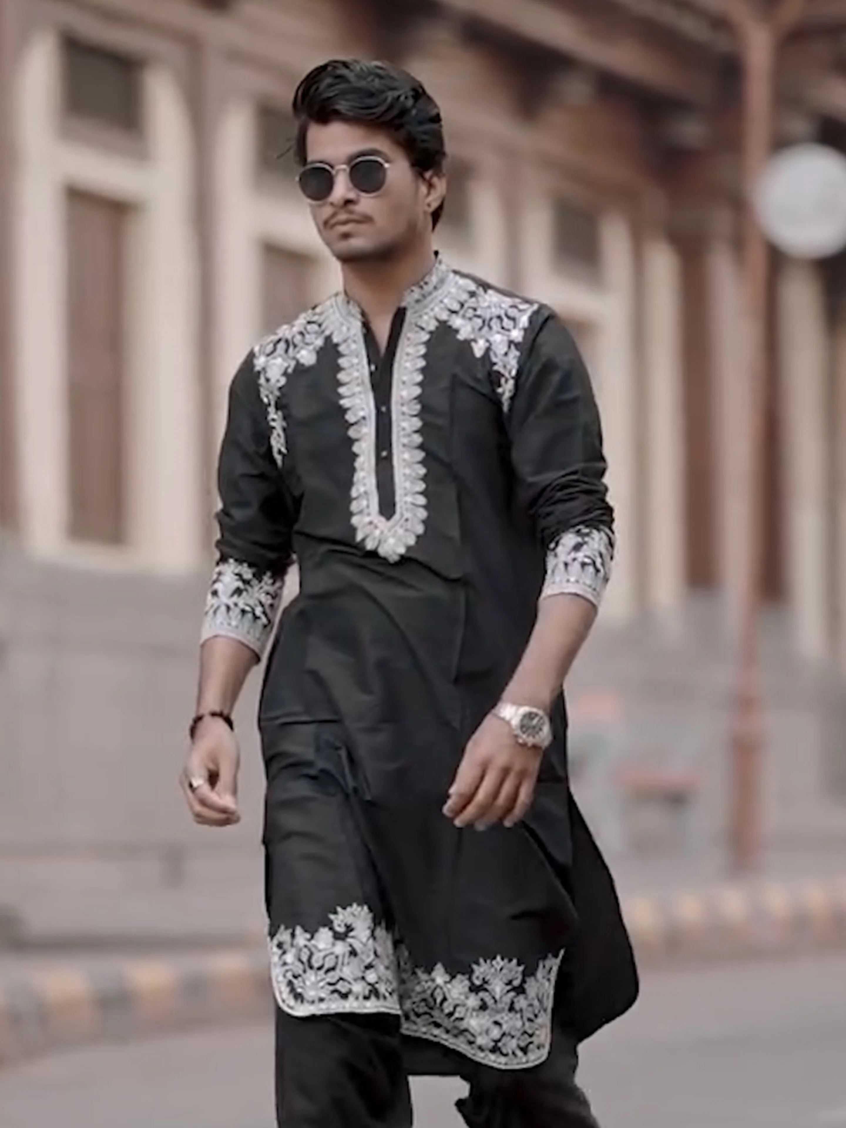 Black Cotton Embroidered Kurta - Image 9