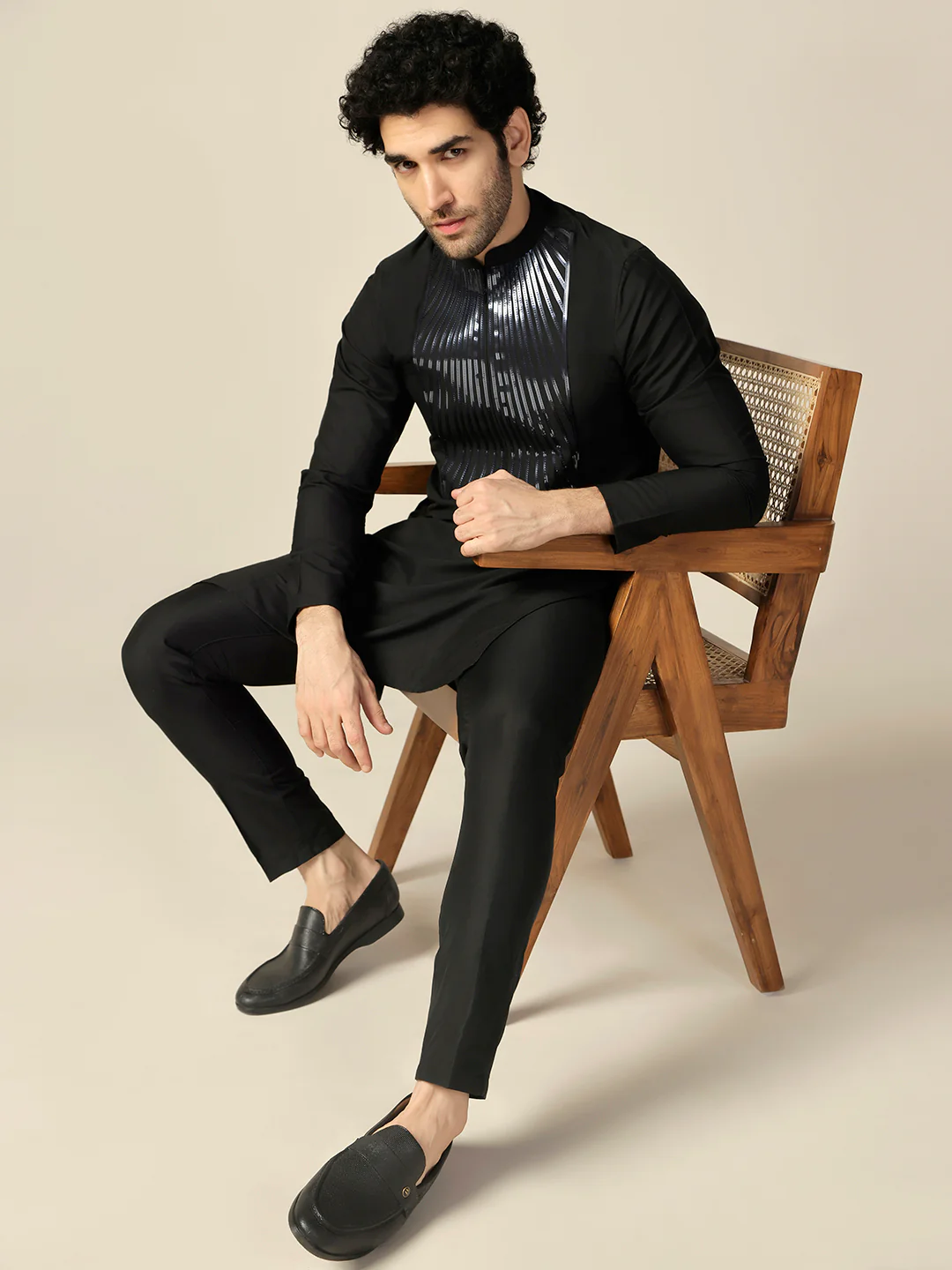 Men Black Kurta Trouser Set - Image 2